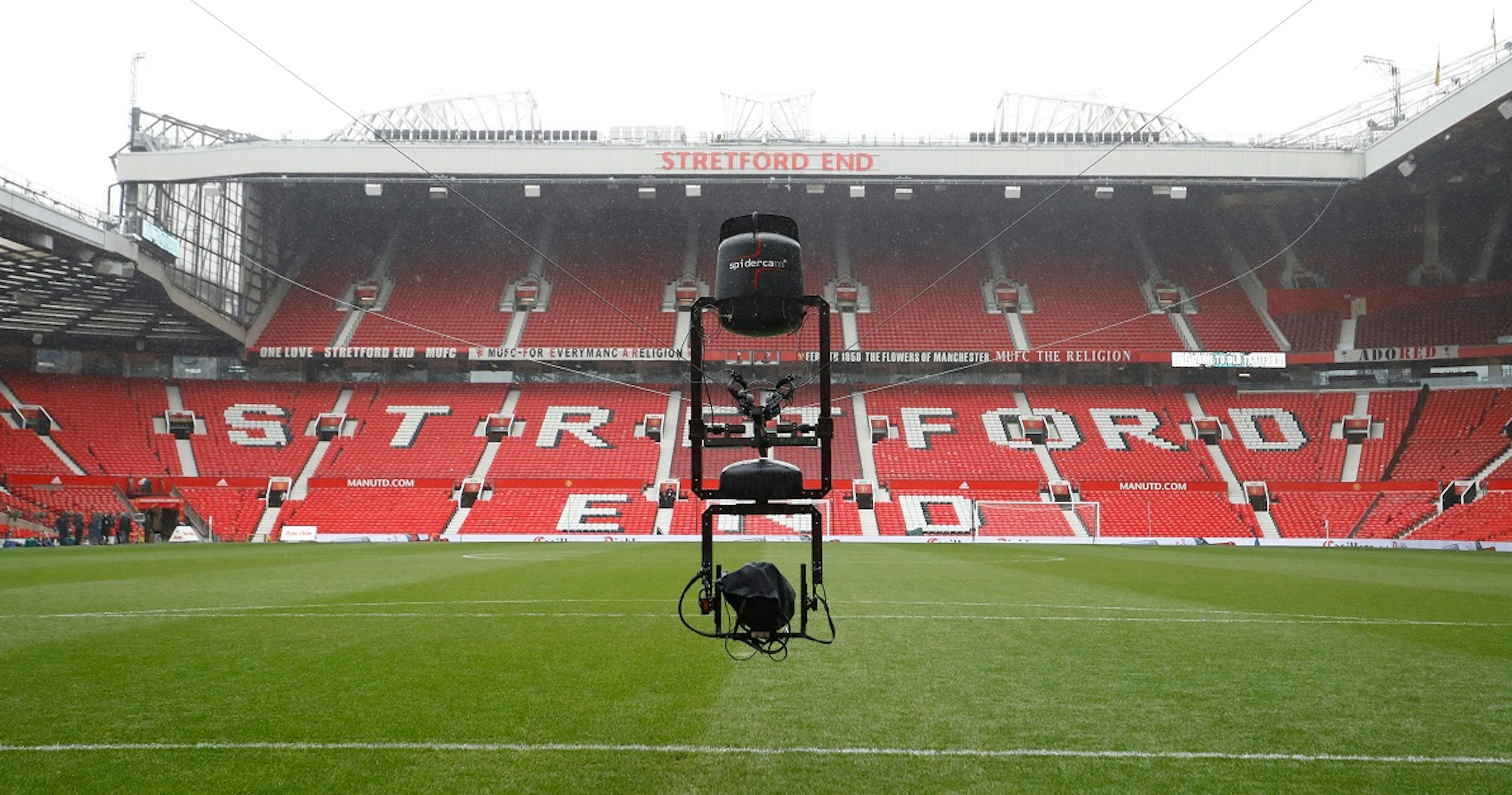 Manchester United v Liverpool - Premier League - Old Trafford