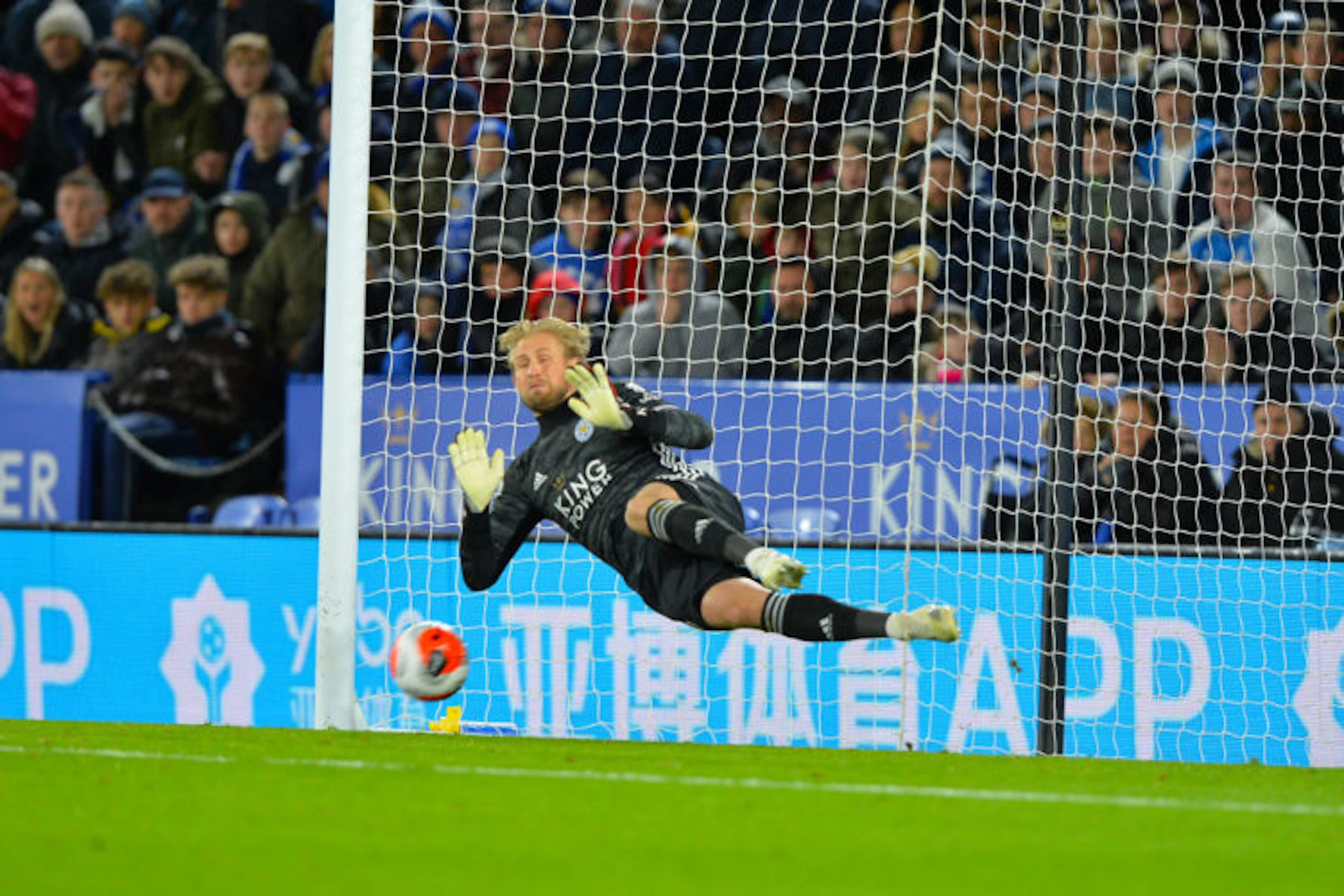 schmeichel-e1582559649661.jpg