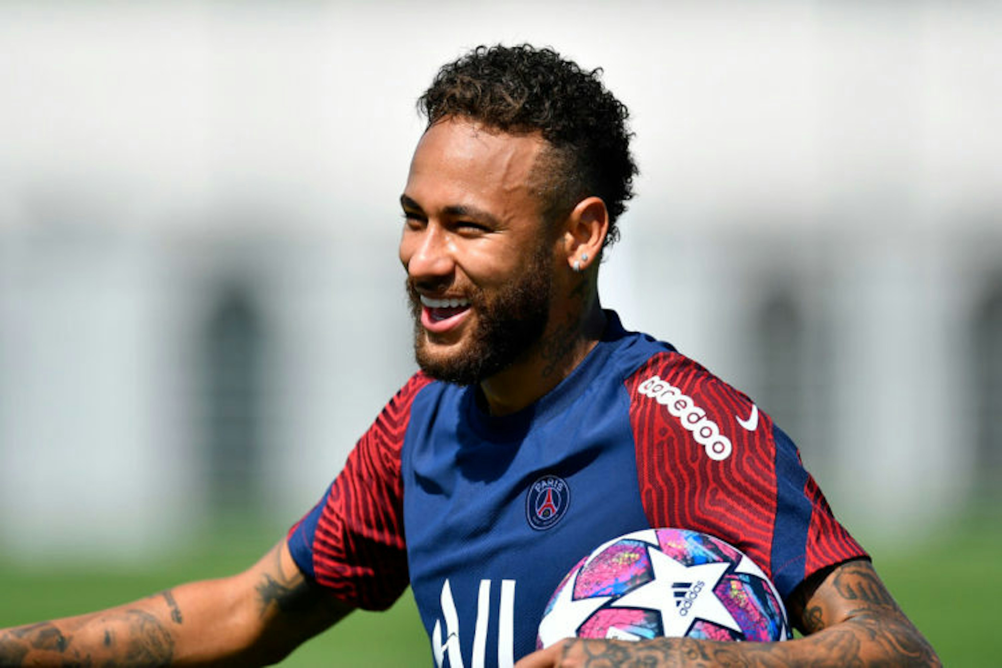 neymar-psg-e1597171726613.jpg