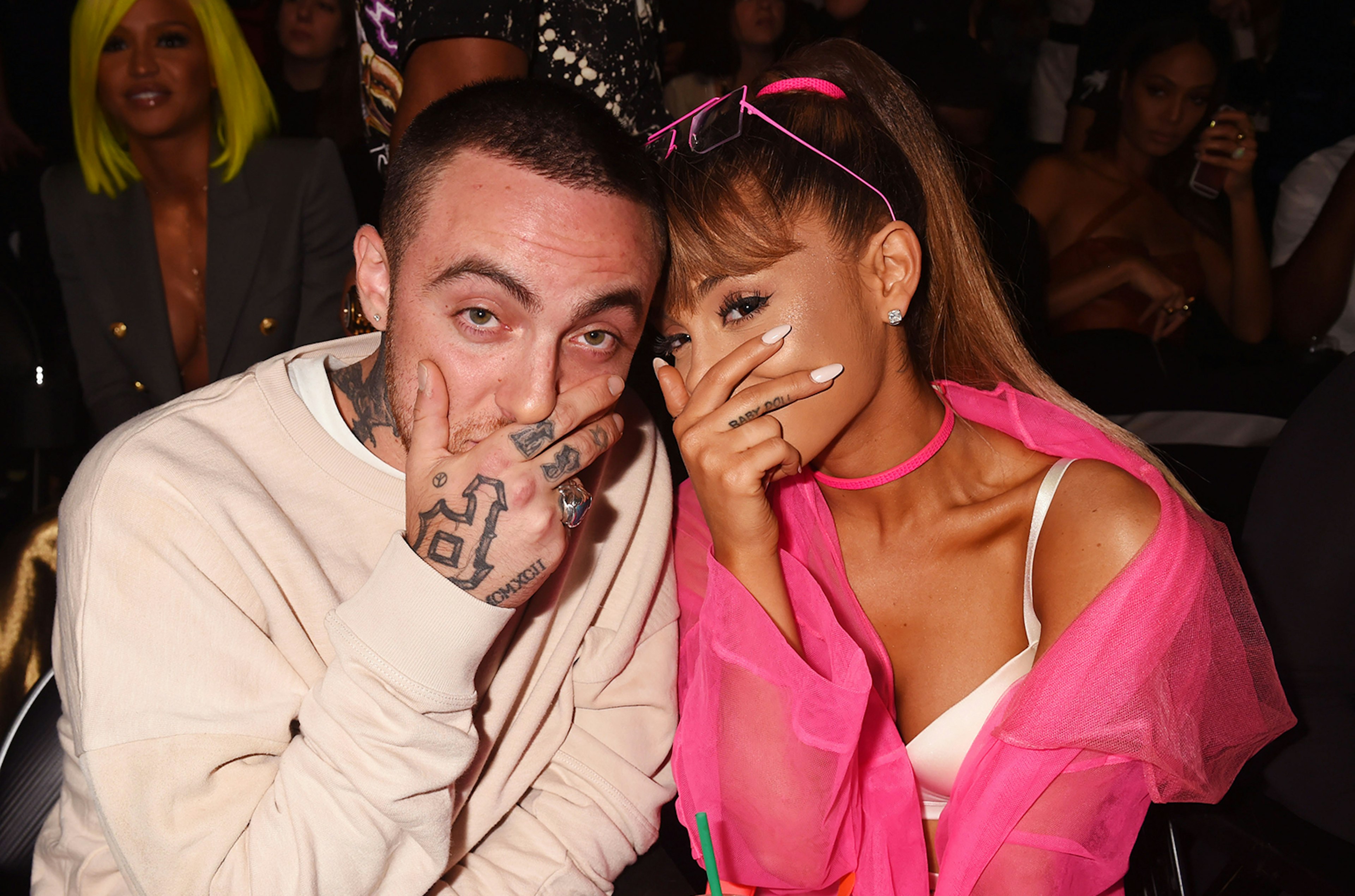 Ariana-Grande-Mac-Miller-MTV-VMA-2016-billboard-1548.jpg