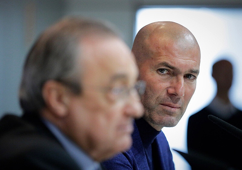 Między bliskością a rozczarowaniem. Czy Florentino Perez mógłby zwolnić Zidane'a?