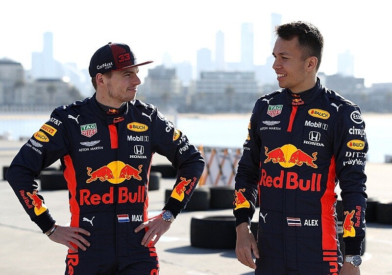 Oszustwo (nie)doskonałe Red Bulla, czyli Red Bull Junior Team