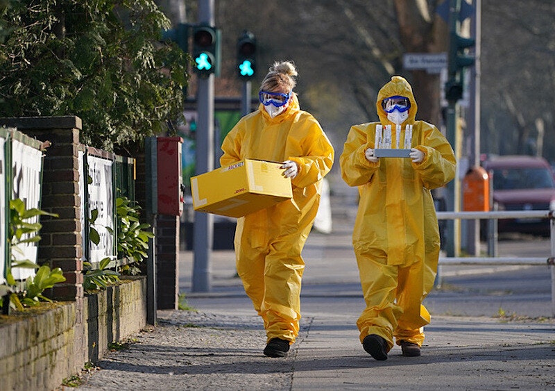 Bloomberg sprawdza, jakie kraje najlepiej radzą sobie z pandemią. Polska? Nie chcecie wiedzieć