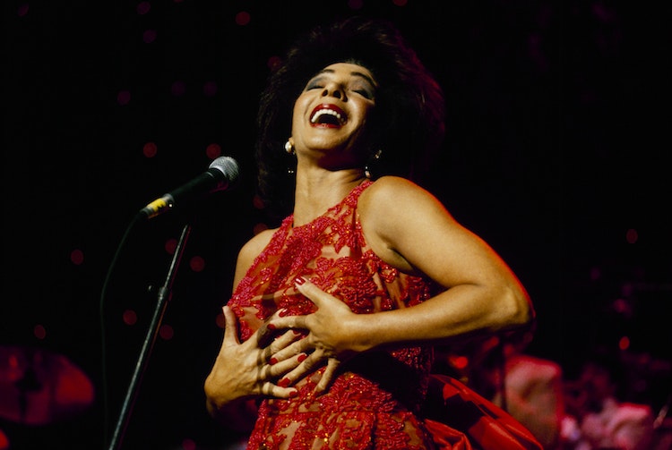 Shirley Bassey In Performance