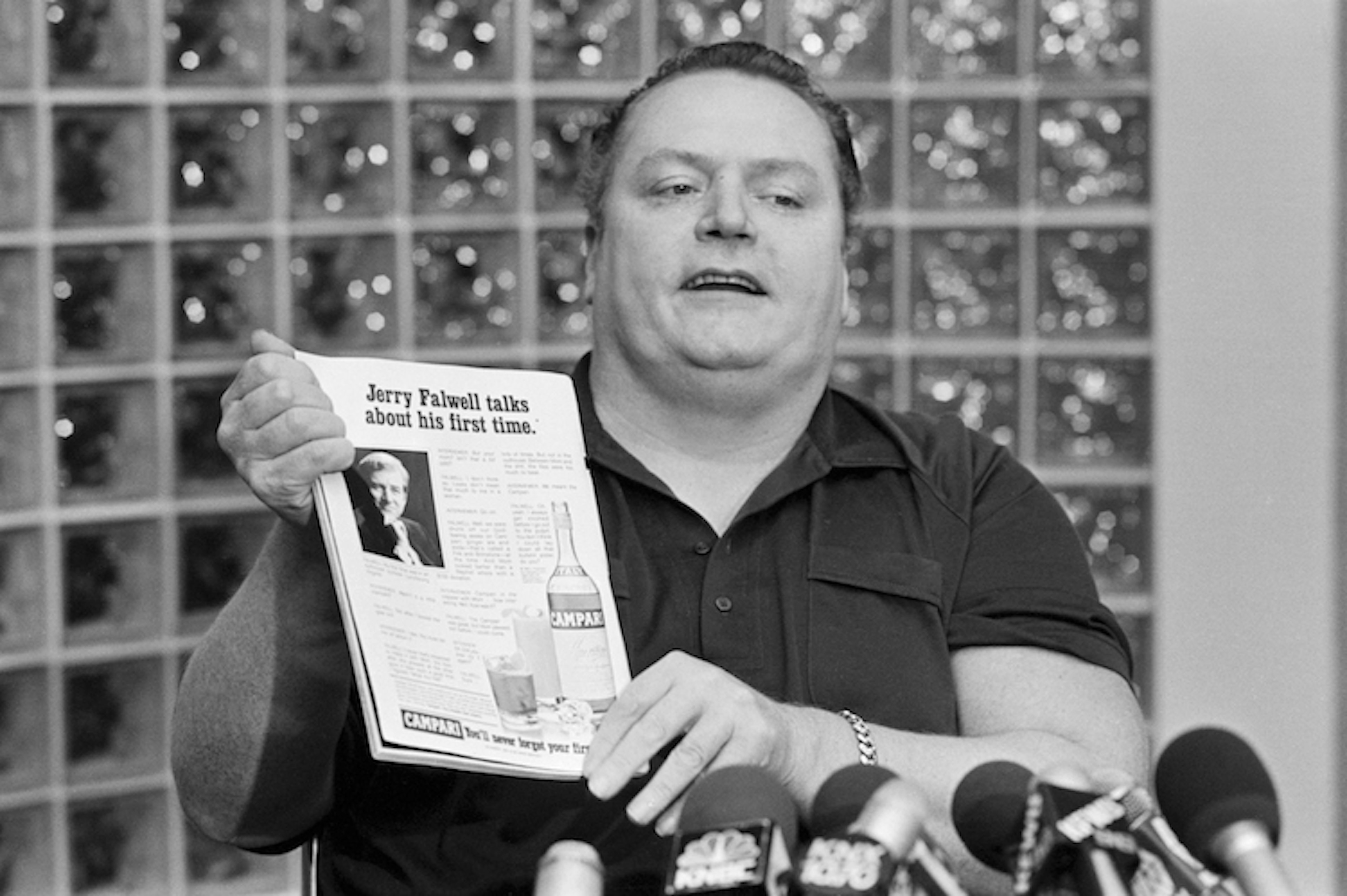 Hustler Magazine Publisher Larry Flynt Speaking to Reporters