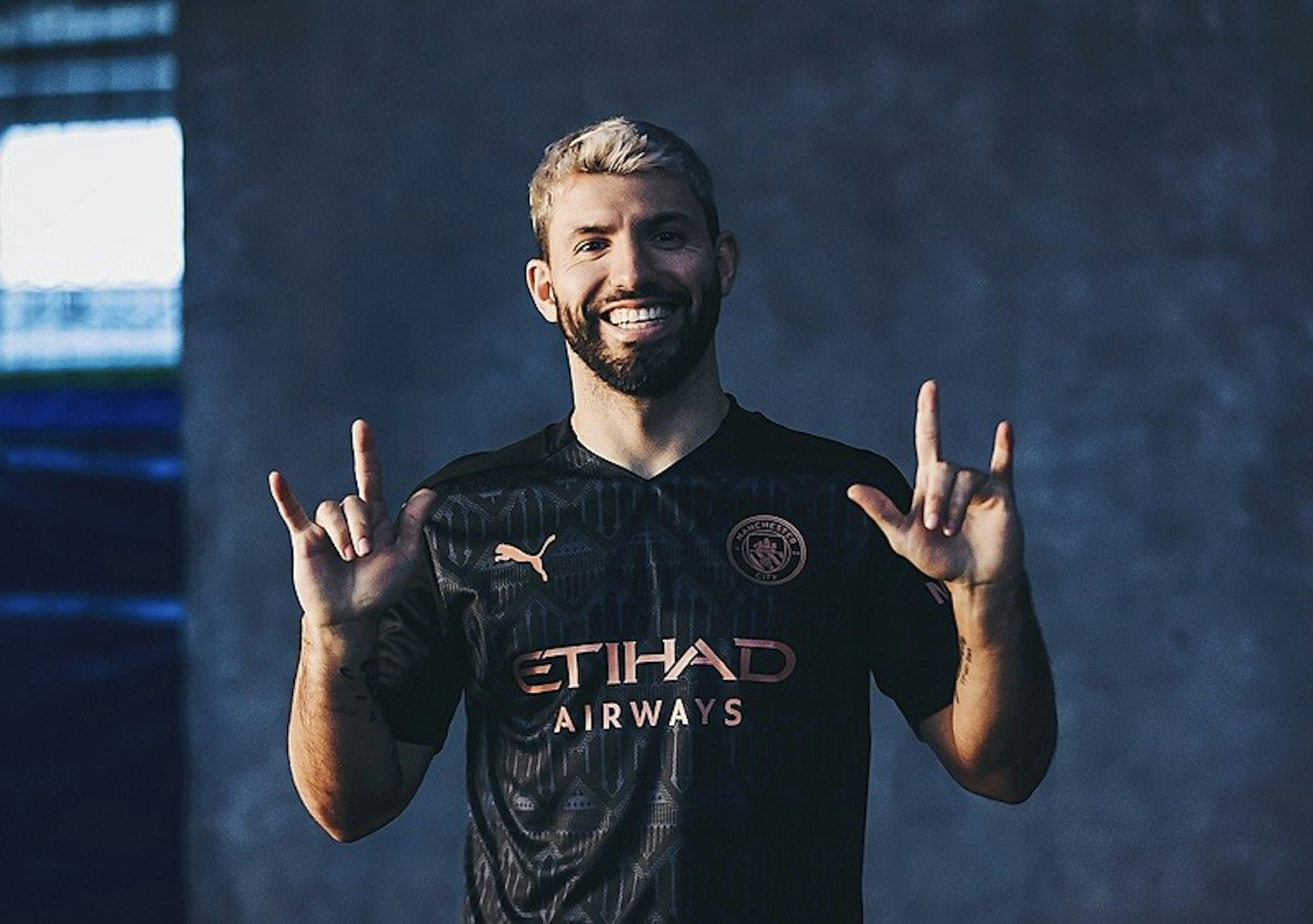 Aguero podbija Twitcha i namawia Messiego. Wielcy piłkarze w świecie gamingu