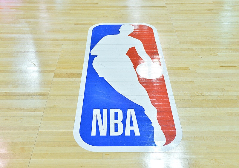 Kyrie Irving chce Kobego Bryanta w logo NBA. Wyjaśniamy, dlaczego to zły pomysł (KOMENTARZ)