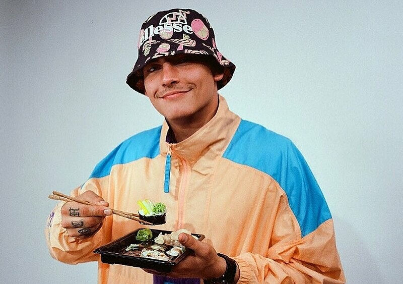 Frosti dalej strzela i... dissuje Sokoła. „Dla mnie to jest fake raper”