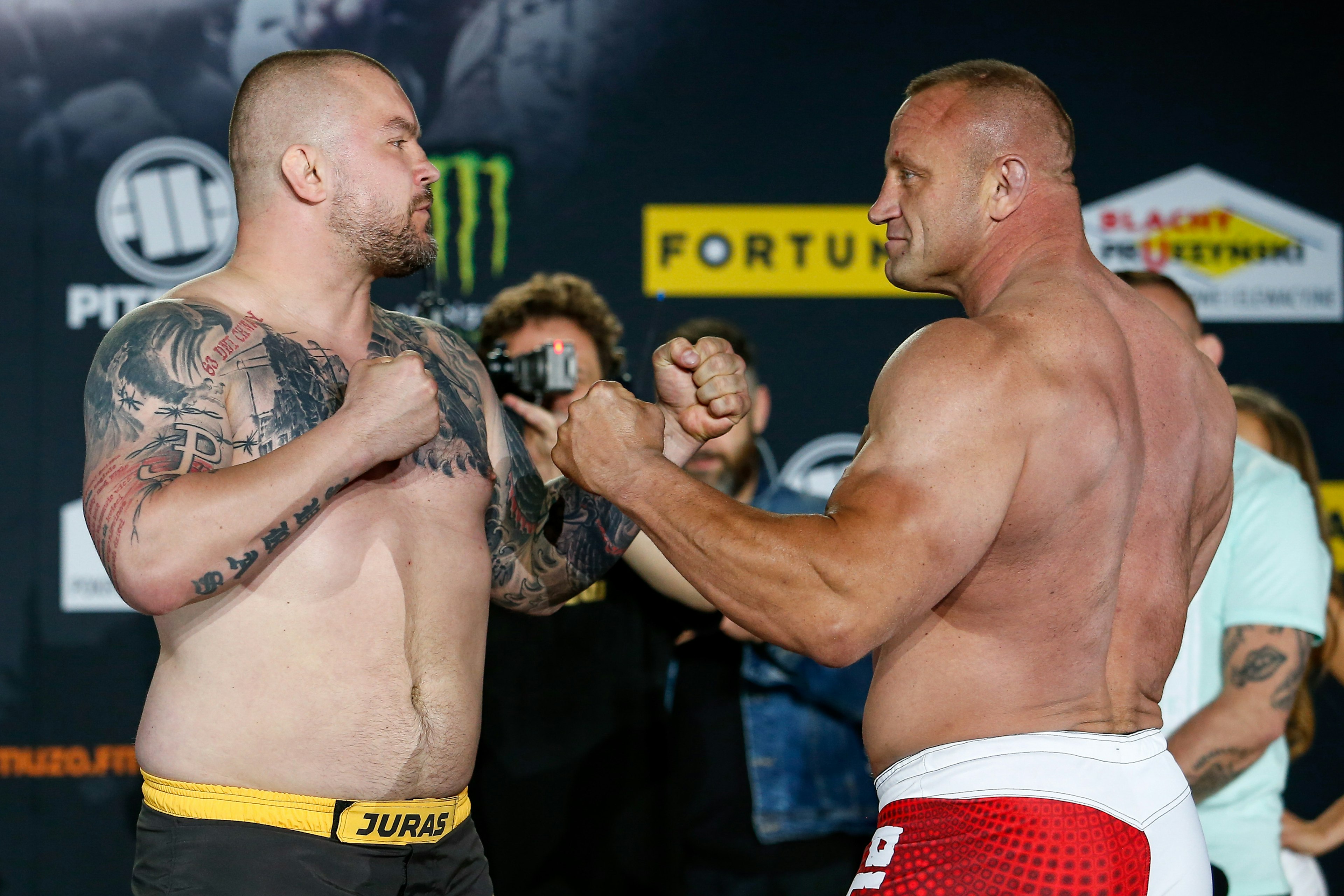 KSW 61 Jurkowski - Pudzianowski. MMA. KSW 61. Oficjalne wazenie. 04.06.2021