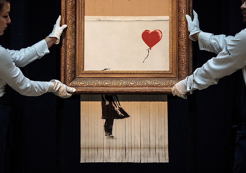 Możliwe, że Banksy zostanie zmuszony do ujawnienia swojej tożsamości. Dlaczego?