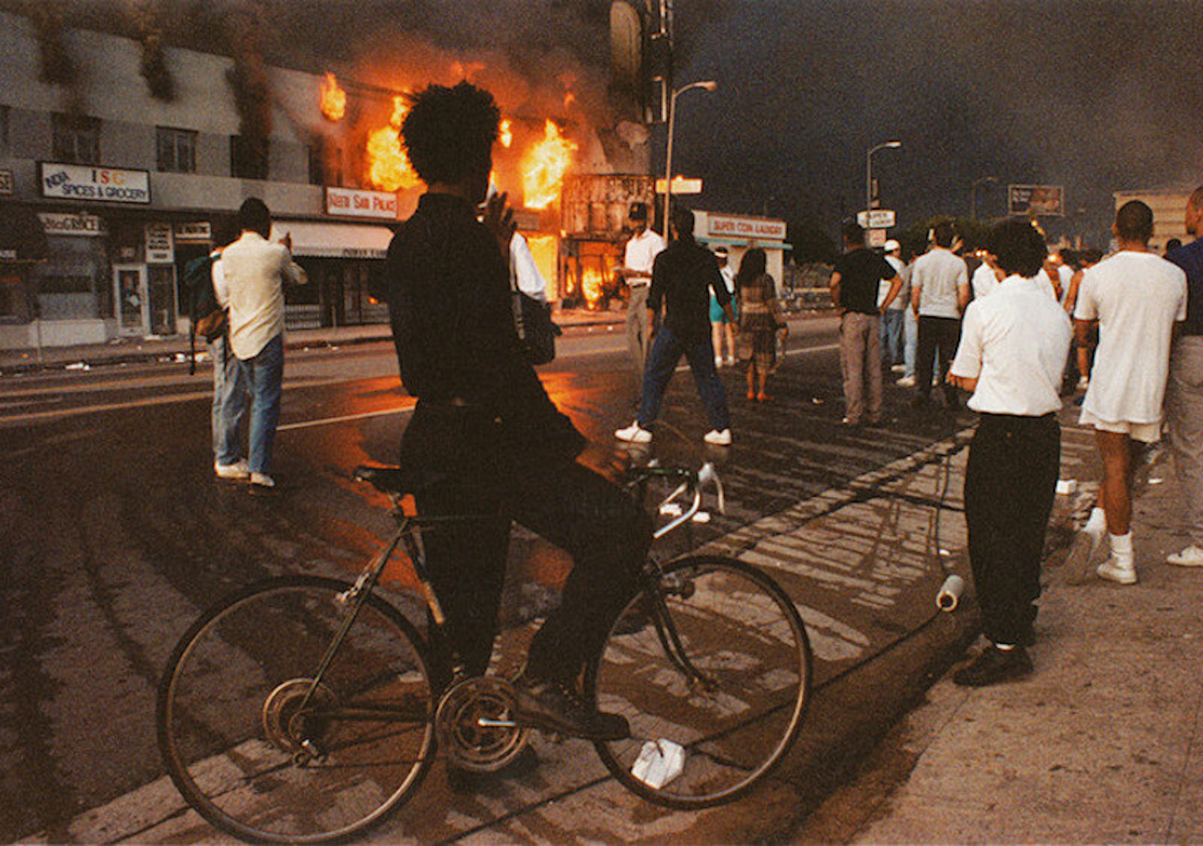 Kiedy Los Angeles płonęło. Jak w 1992 roku doszło do L.A. Riots?