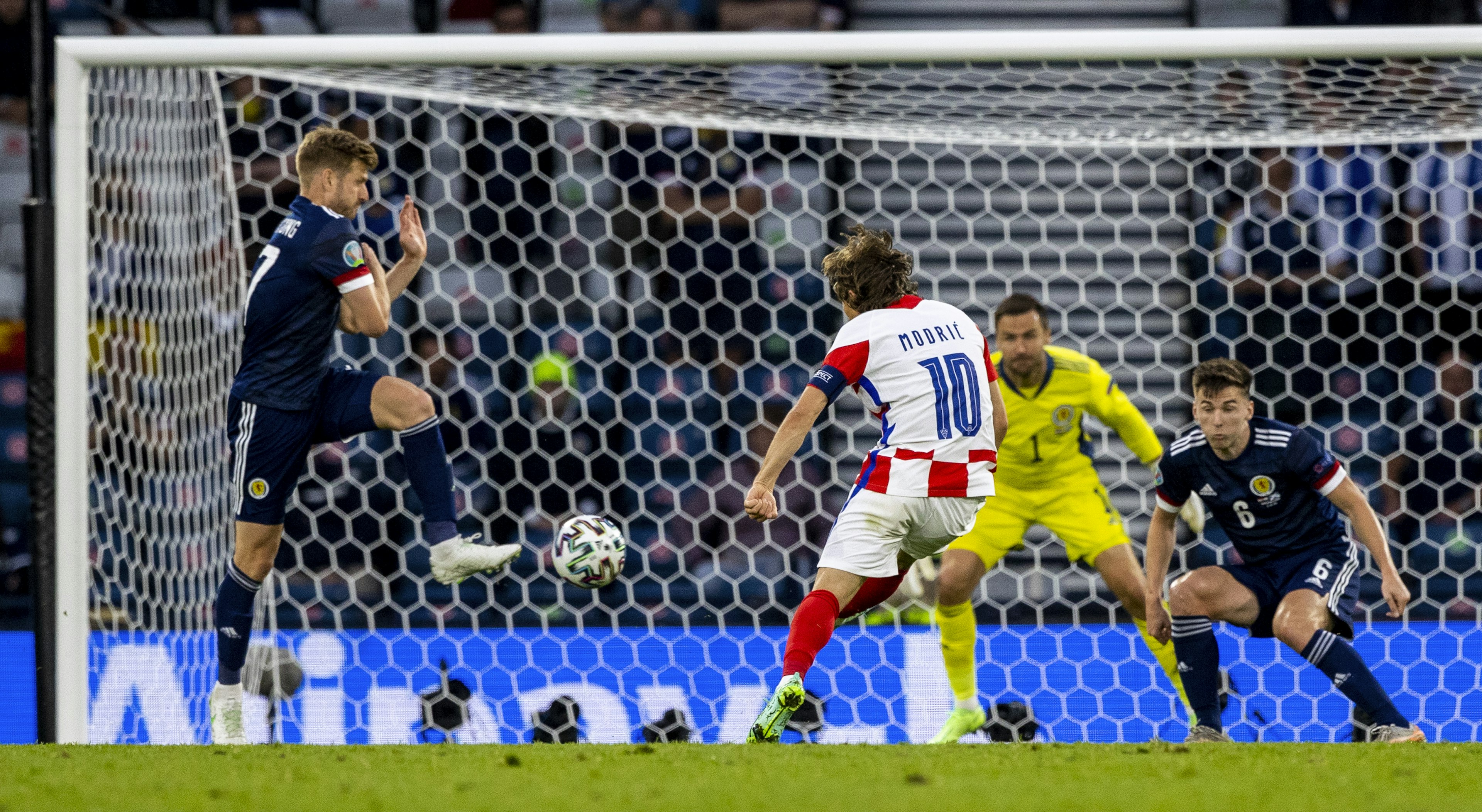 EURO 2020. Szkocja - Chorwacja. Luka Modrić