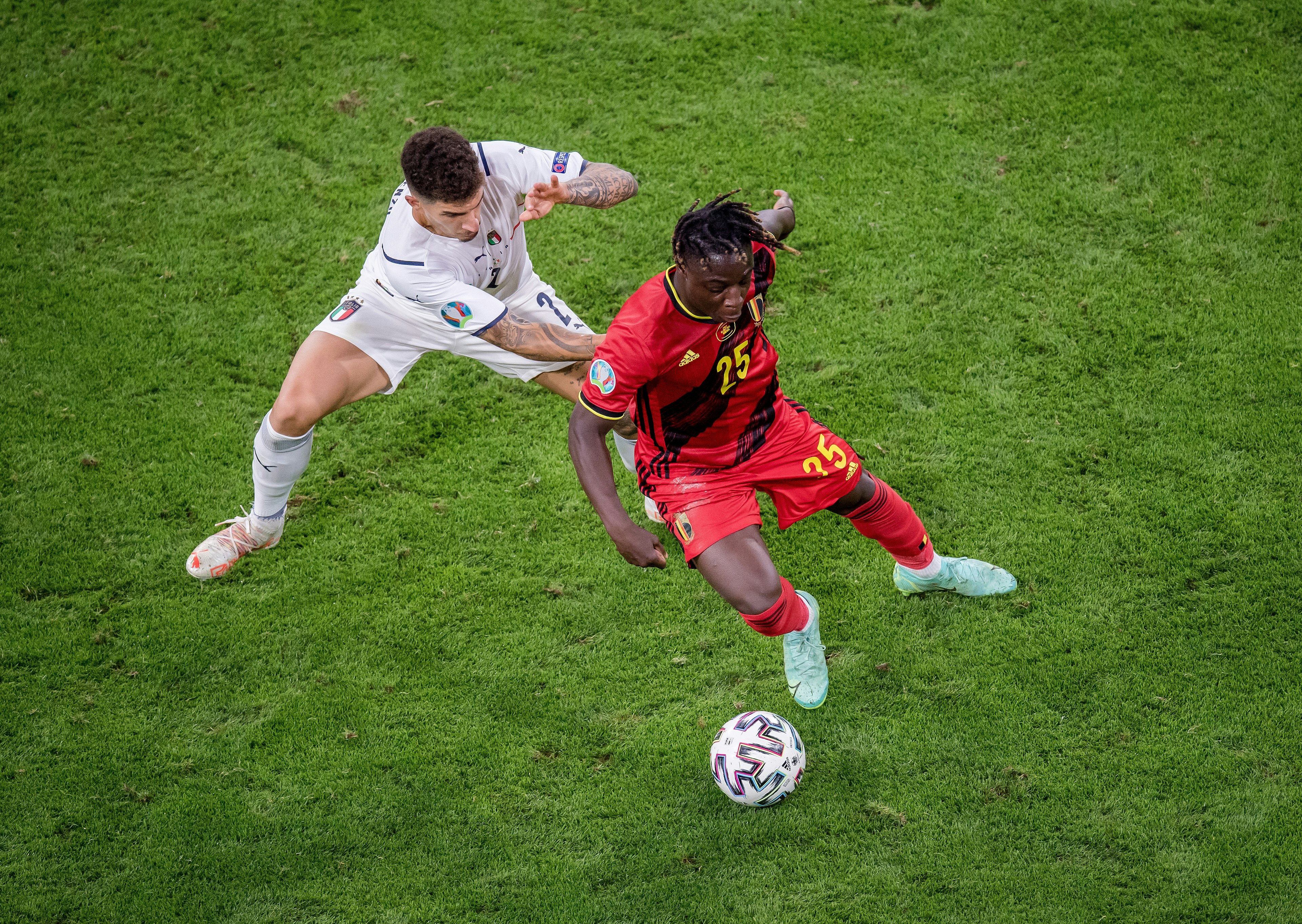 EURO 2020. Belgia - Włochy. Jeremy Doku