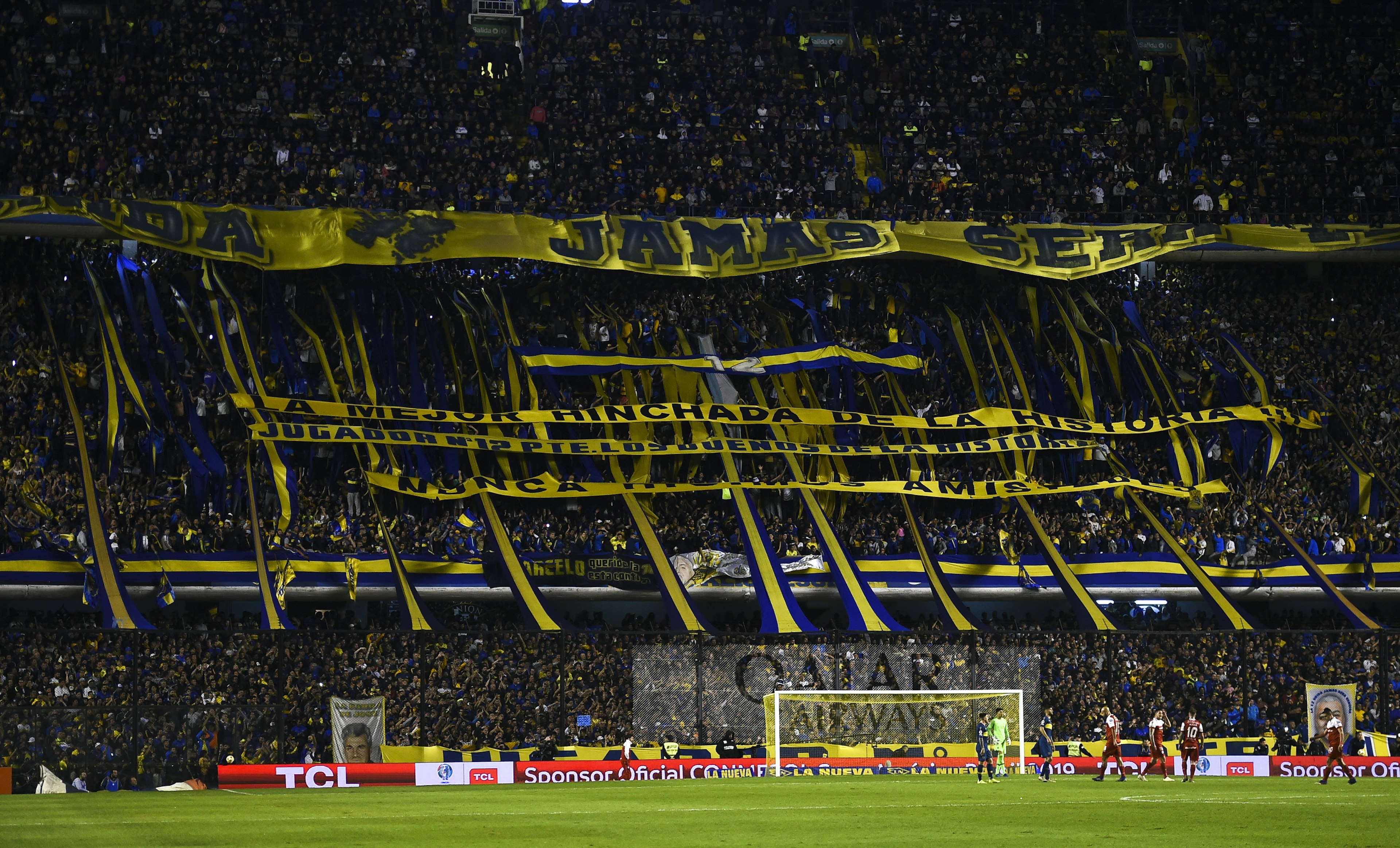 Boca Juniors v Argentinos Juniors - La Bombonera