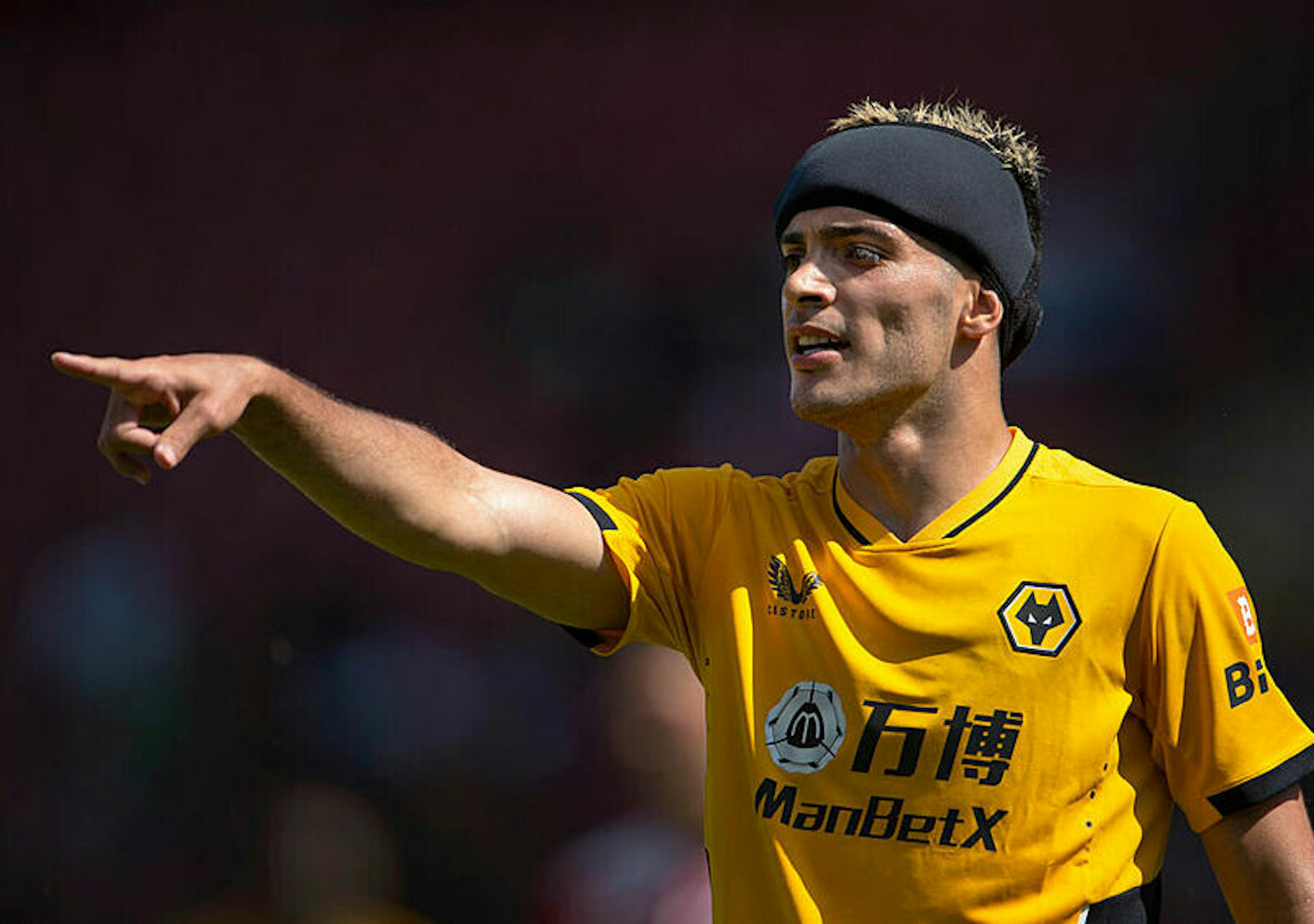 „Myślałam, że nie żyje”. Talizman Wolverhampton, Raul Jimenez, wrócił na boisko i to jest piękne