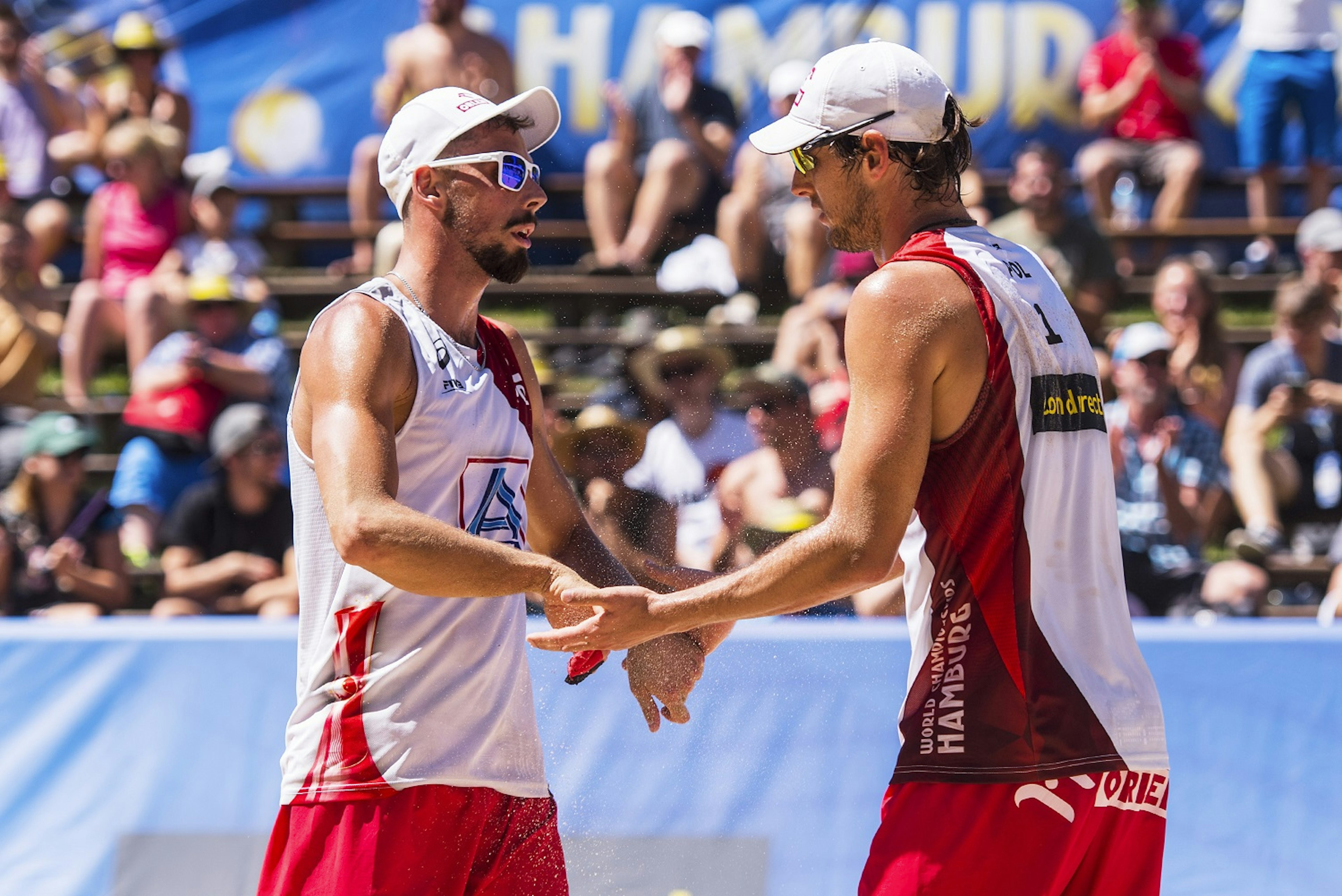 Siatkowka plazowa. Bartosz Łosia i Piotr Kantor