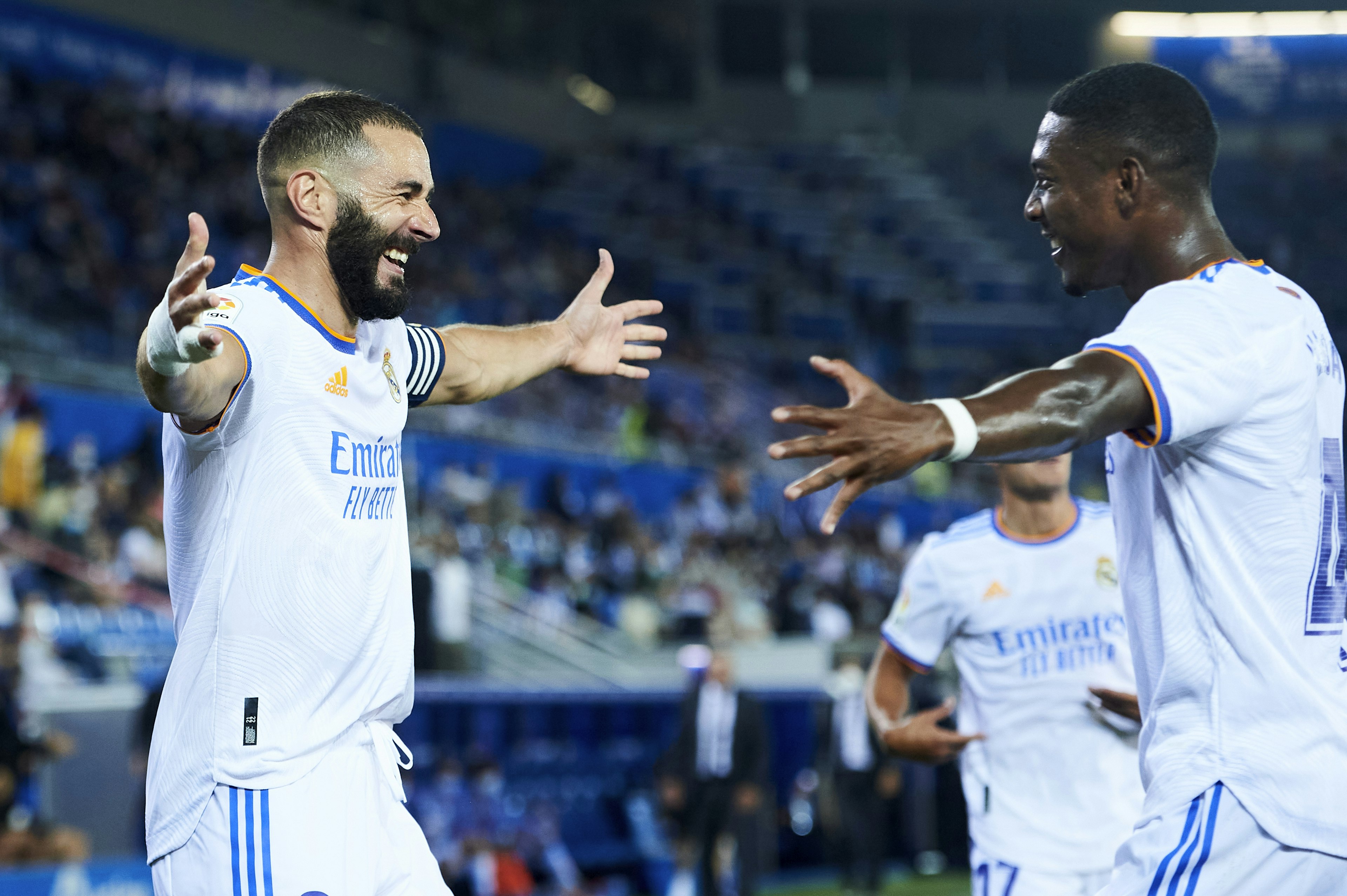 Deportivo Alaves v Real Madrid CF - La Liga Santander