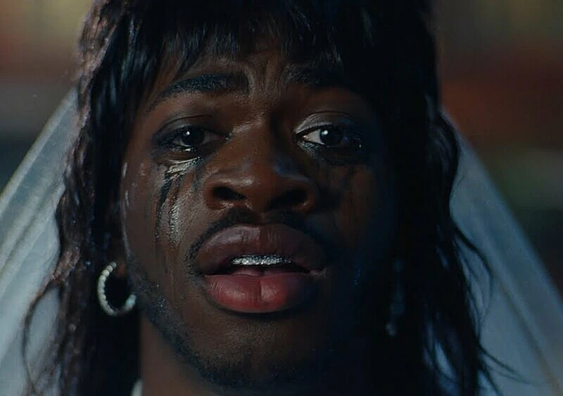 Lil Nas X wydał debiutancki album „Montero” i udowodnił, że jest gwiazdą, której potrzebowaliśmy