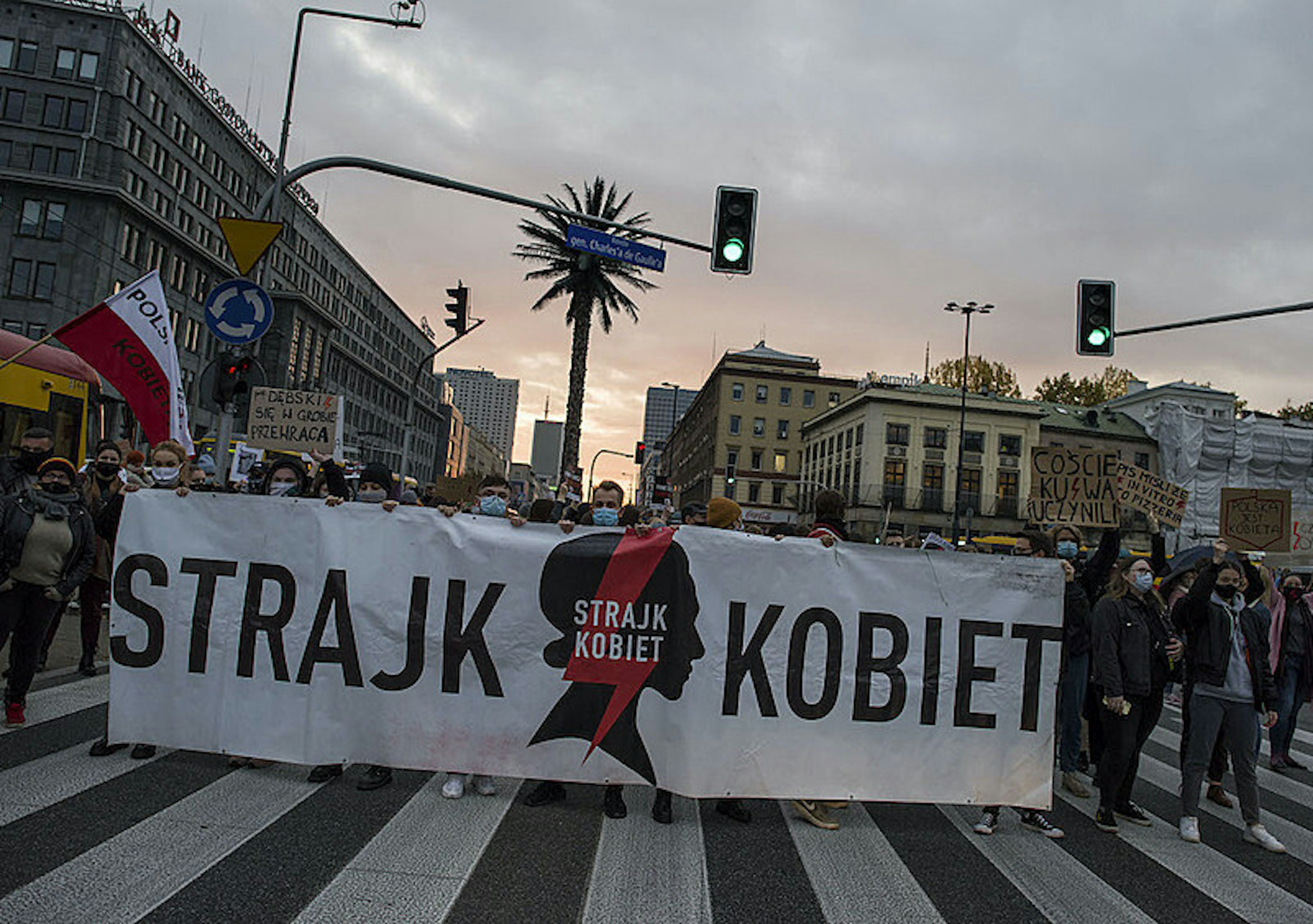Zmarnowana szansa czy ważna mobilizacja? Minął rok od jesiennych Strajków Kobiet (ROZMOWA)