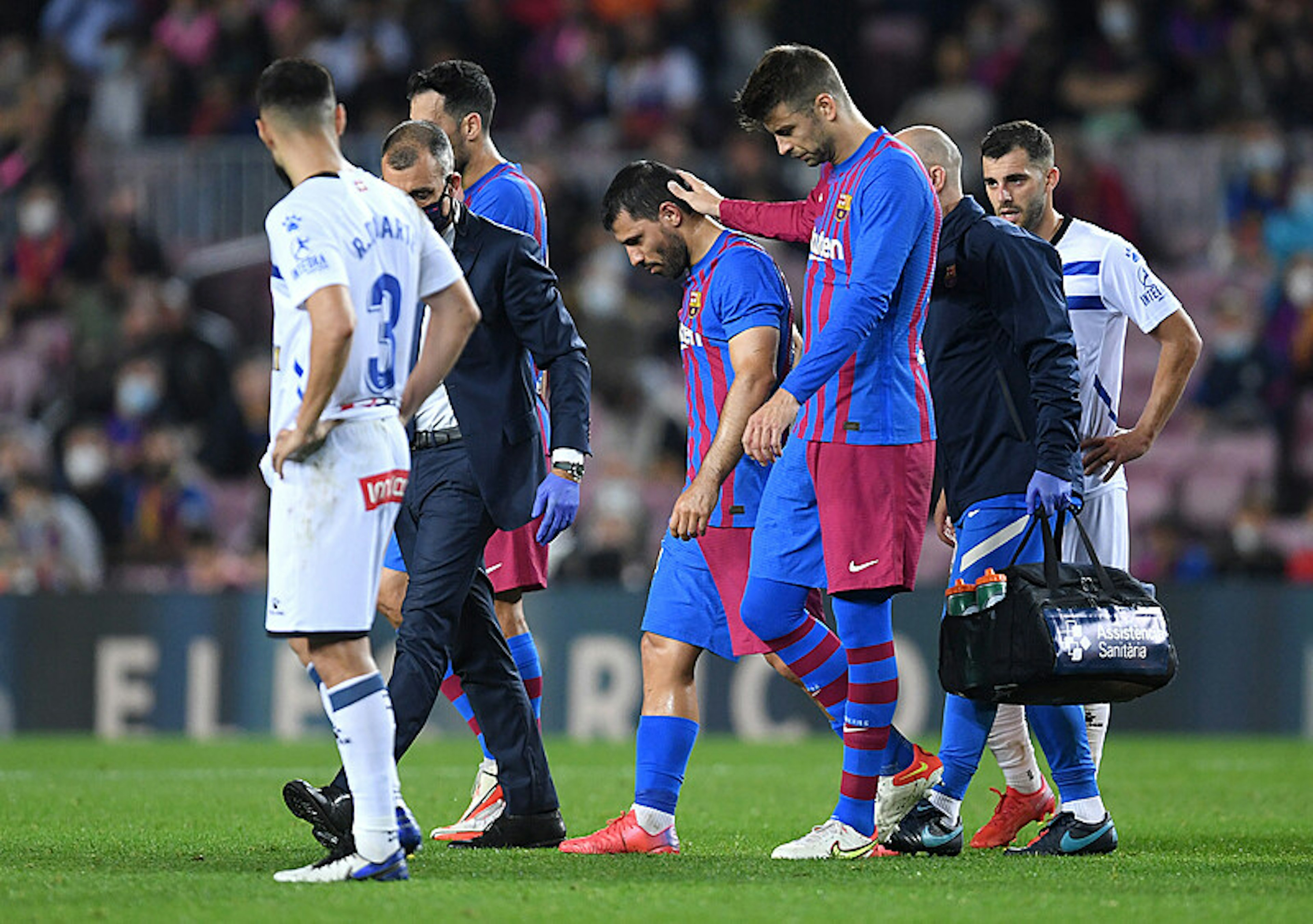 90 dni prawdy. Na krawędzi rozstania z futbolem, gdy nawet Sergio Aguero przestaje się śmiać