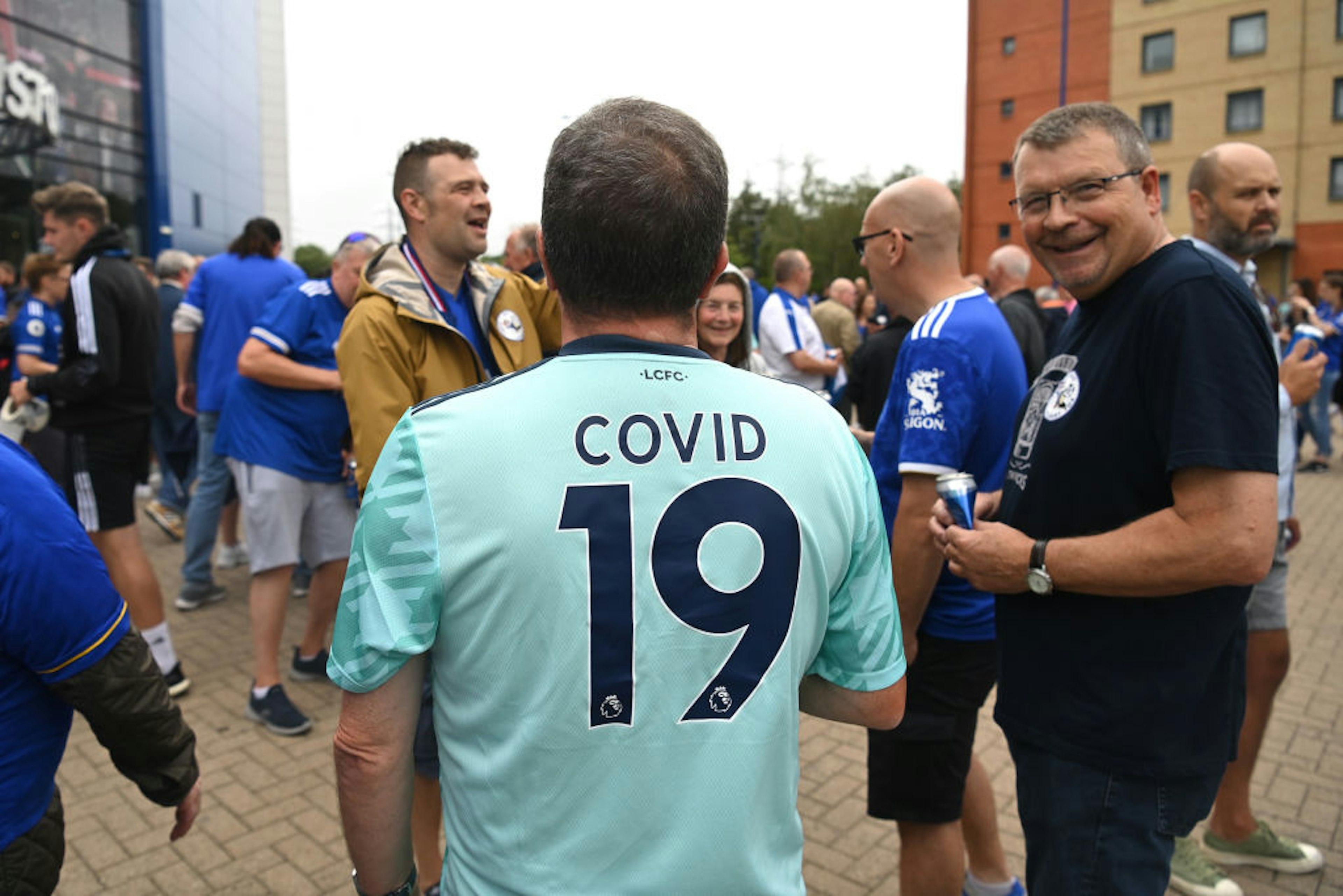 covid premier league.jpg