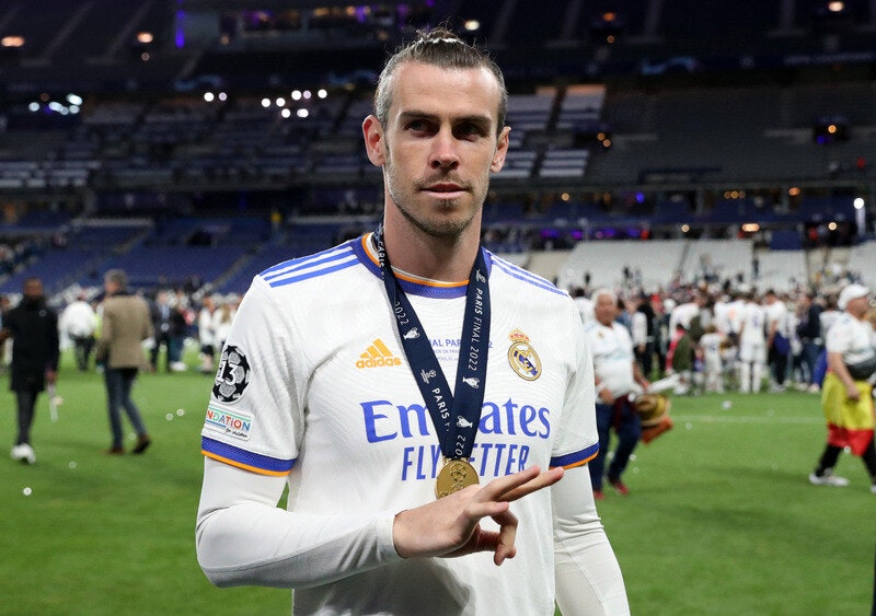 Ciepłe kapcie Garetha Bale’a. Walijczyk odwrócił trendy i podporządkował karierę reprezentacji