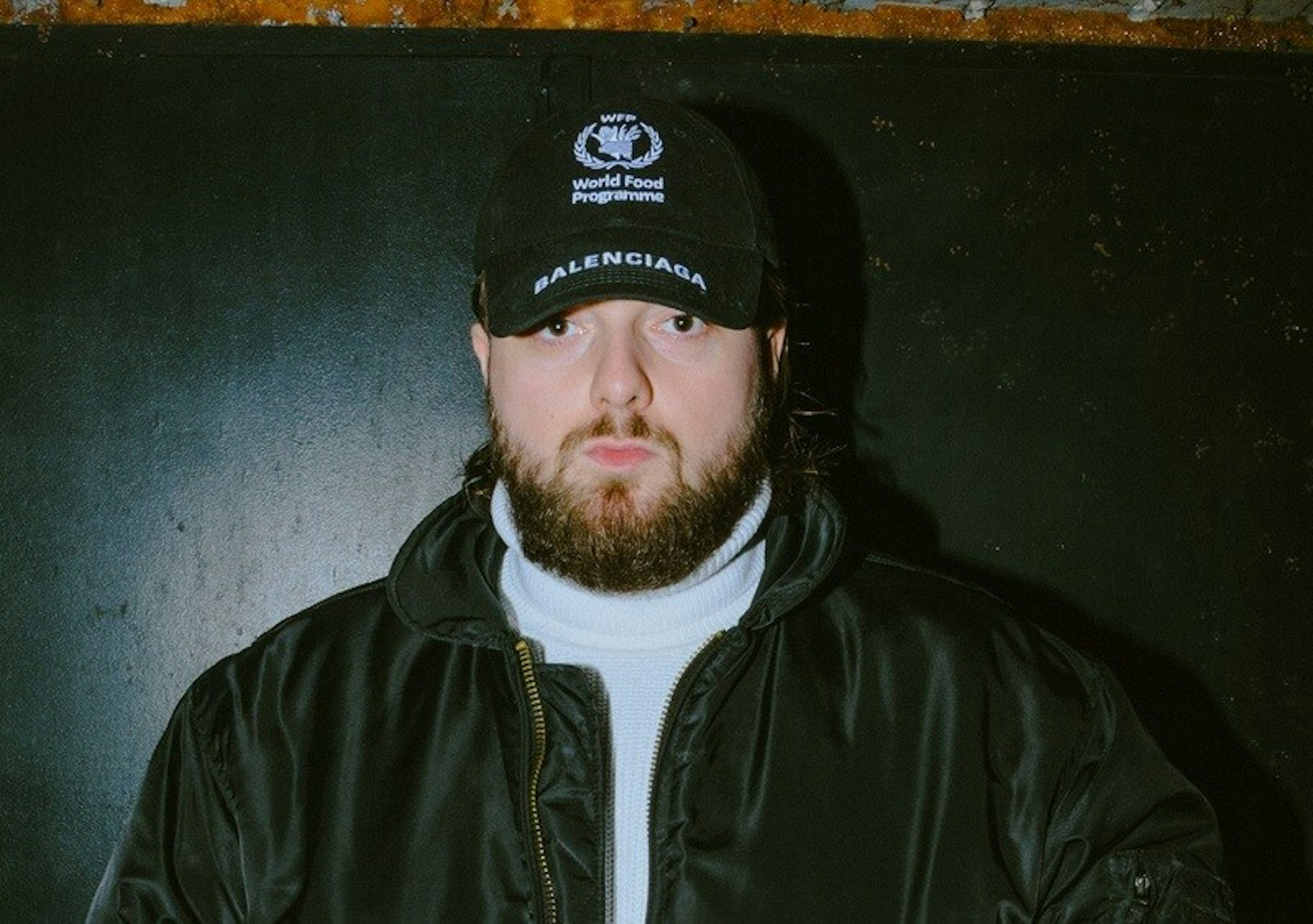 Bedoes broni Bambi i Young Leosię przed hejterami