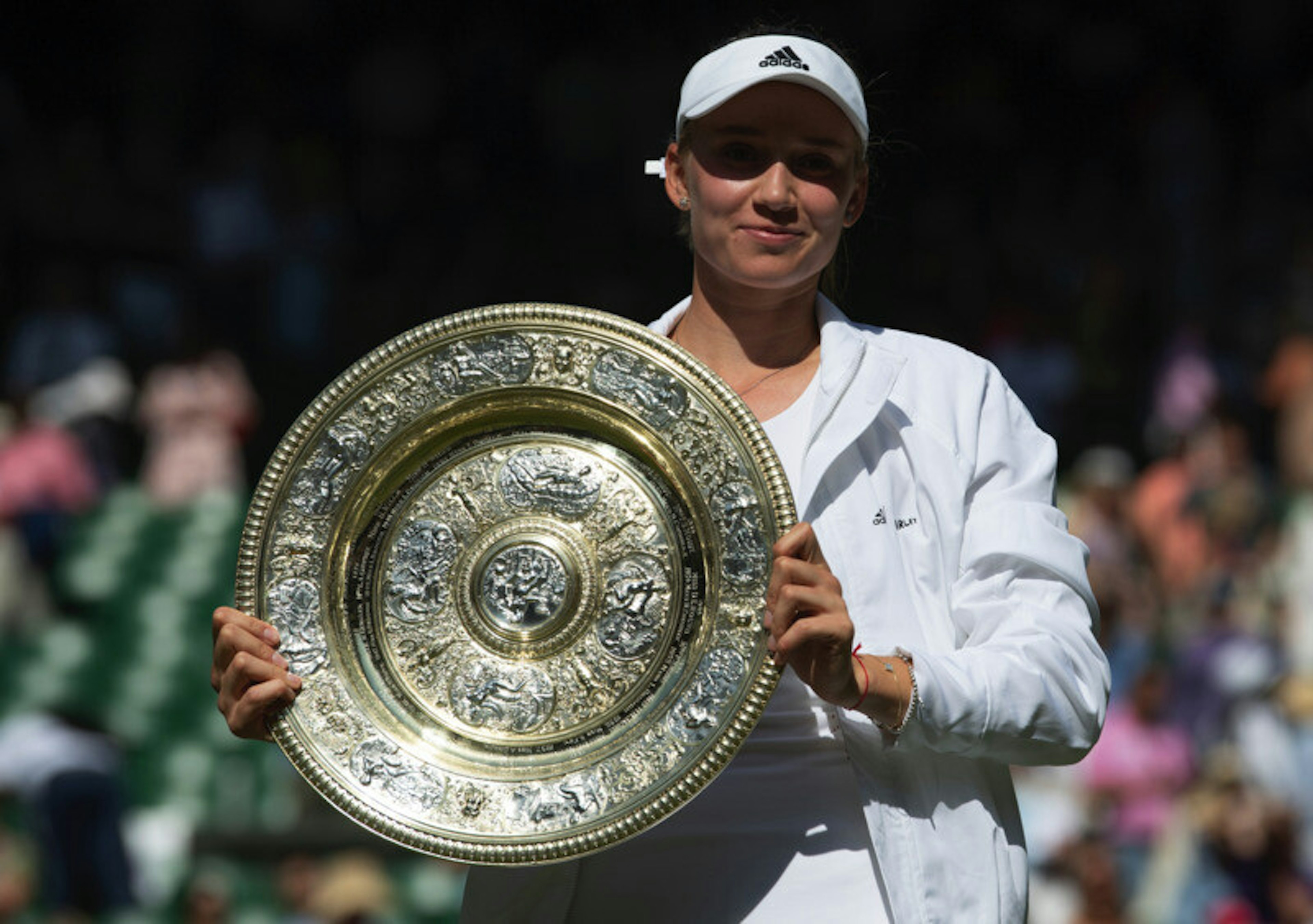 Niewygodni zwycięzcy i dziwne rankingi. Wimbledon 2022 nie stracił prestiżu, ale pozostawił niesmak
