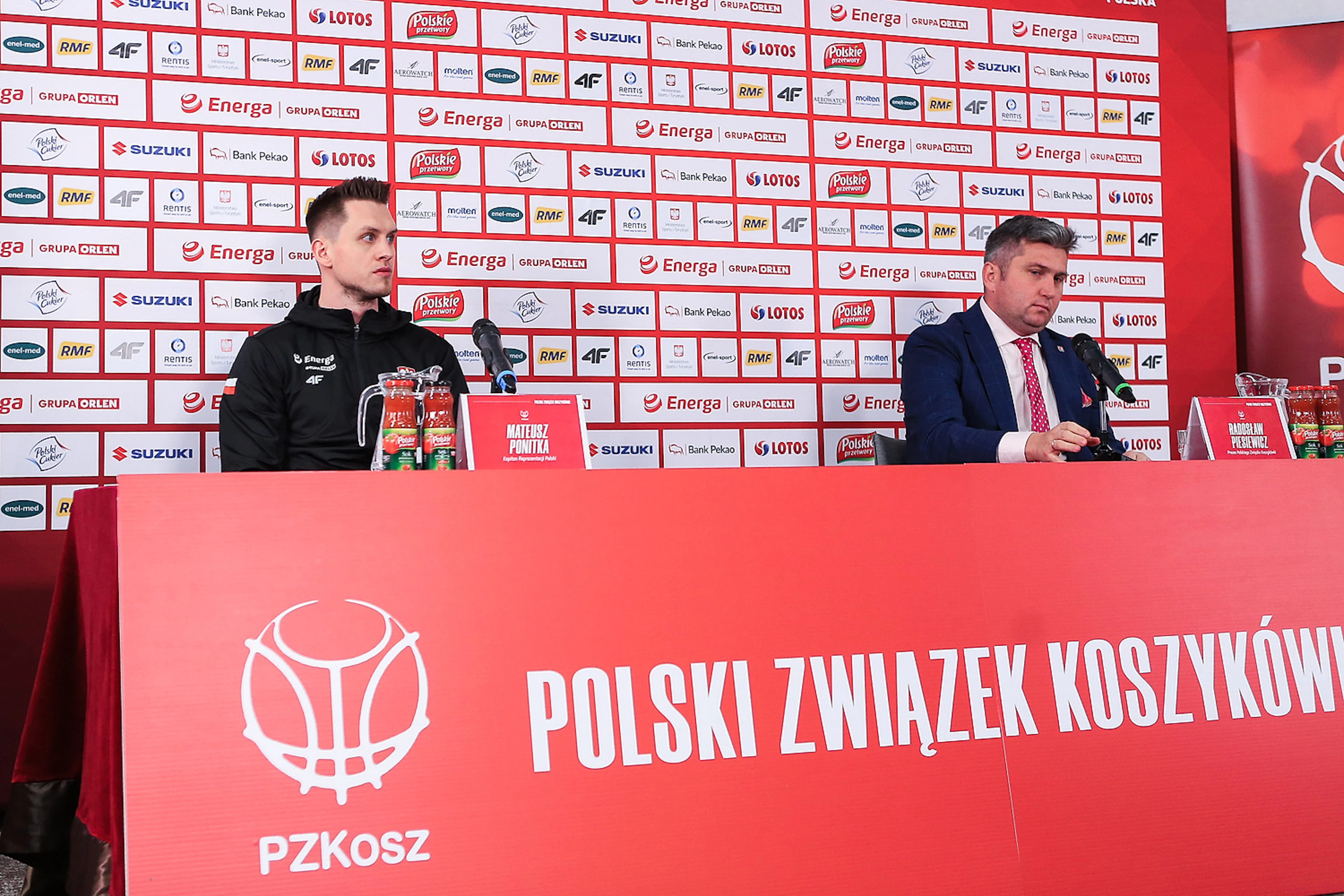 Konferencja prasowa Mateusza Ponitki i Radoslawa Piesiewicza