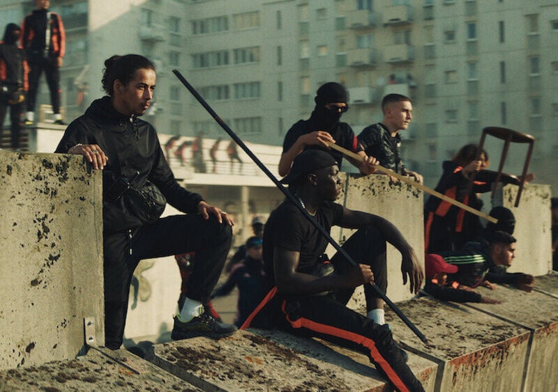 Trochę Kanye West, trochę „La Haine”. Chcielibyście mieć takie reżyserskie CV, jakie ma Romain Gavras