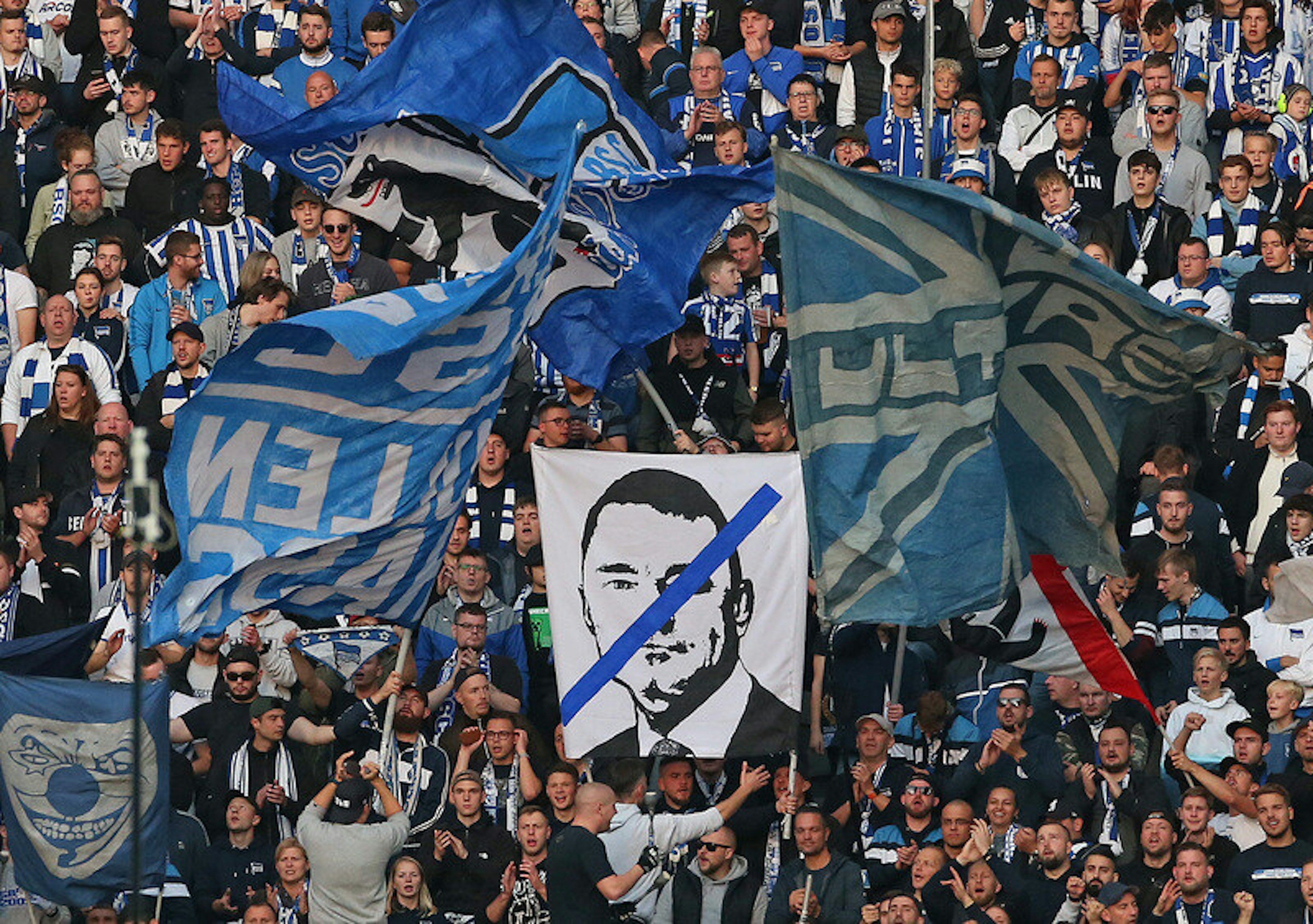 Antyreklama. Jak inwestorzy sami wzmacniają w Niemczech zasadę 50+1