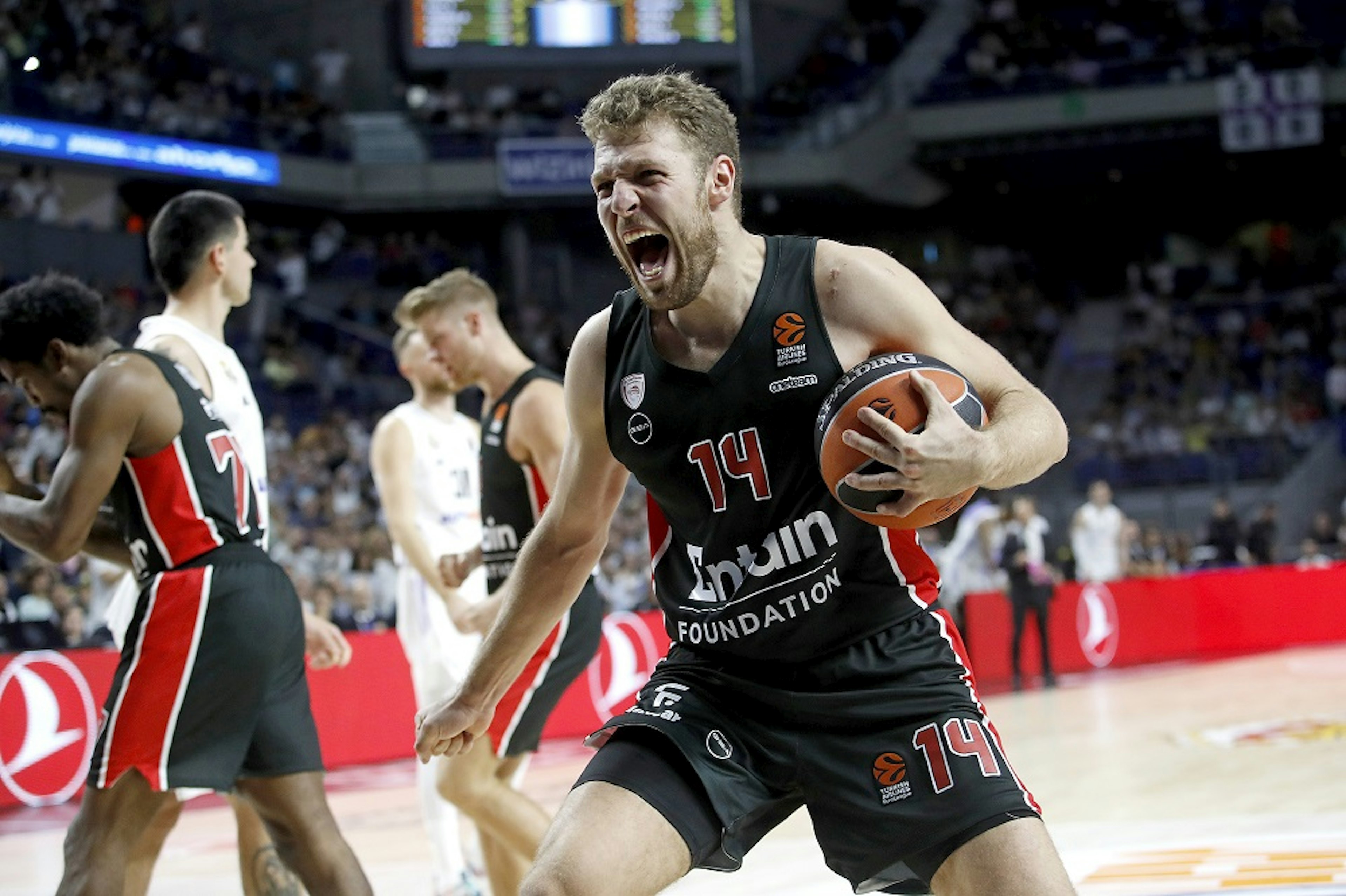 Aleksandyr Wezenkow koszykówka Euroliga Olympiacos