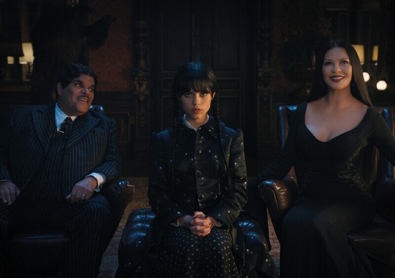 „Wednesday”: czy Tim Burton i Netflix uchwycili esencję Rodziny Addamsów?