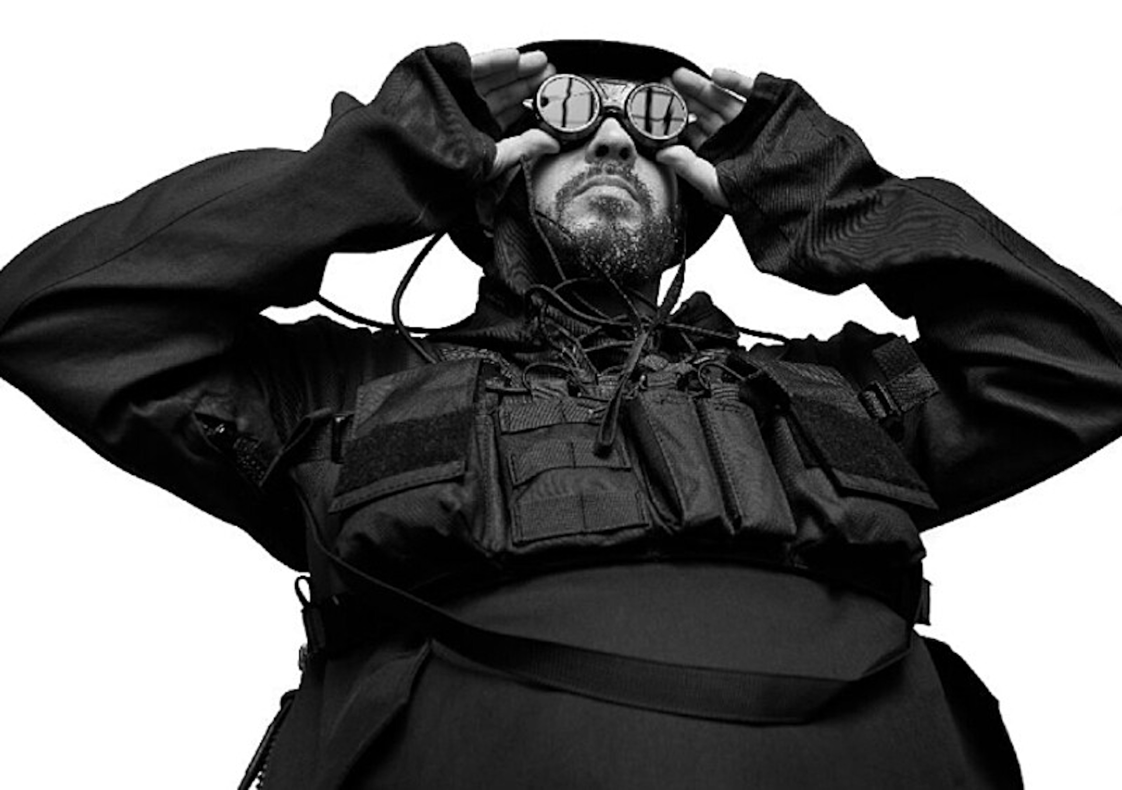 Przesłuchaliśmy już „GNIEW” Ostrego. To dla takich krążków powstało określenie: straszliwa przyzwoitość