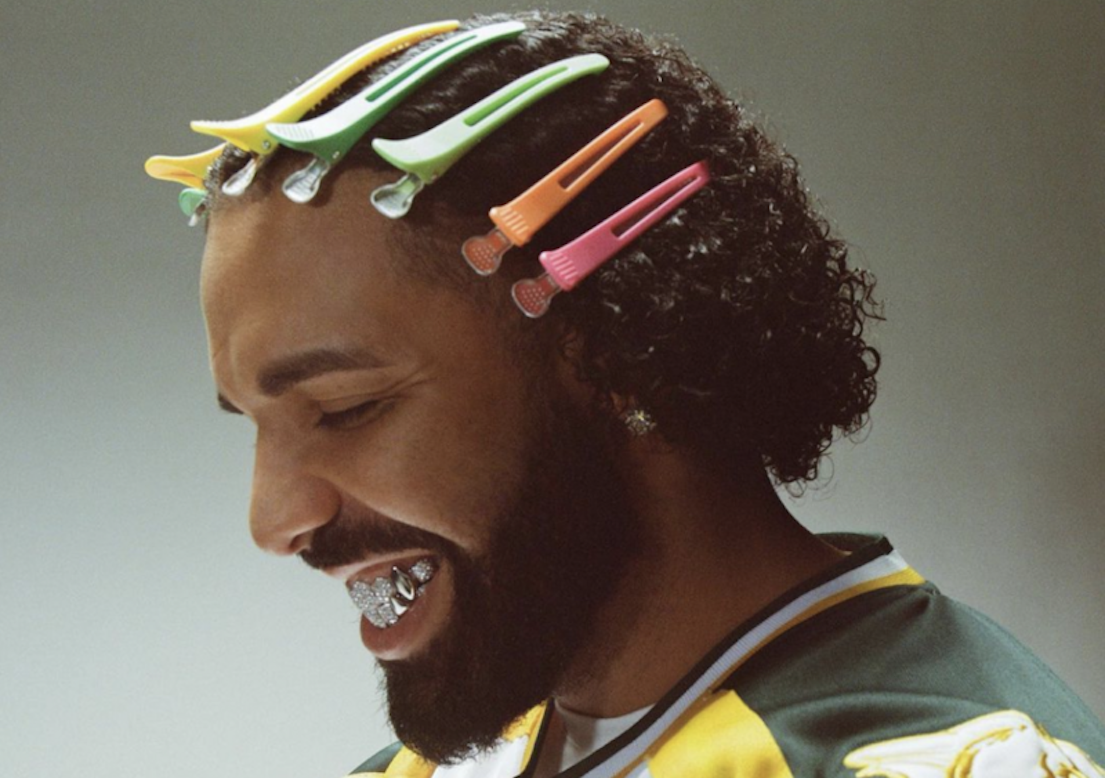 Drake: perfekcyjność w byciu mid. Po co komu „For All the Dogs”?