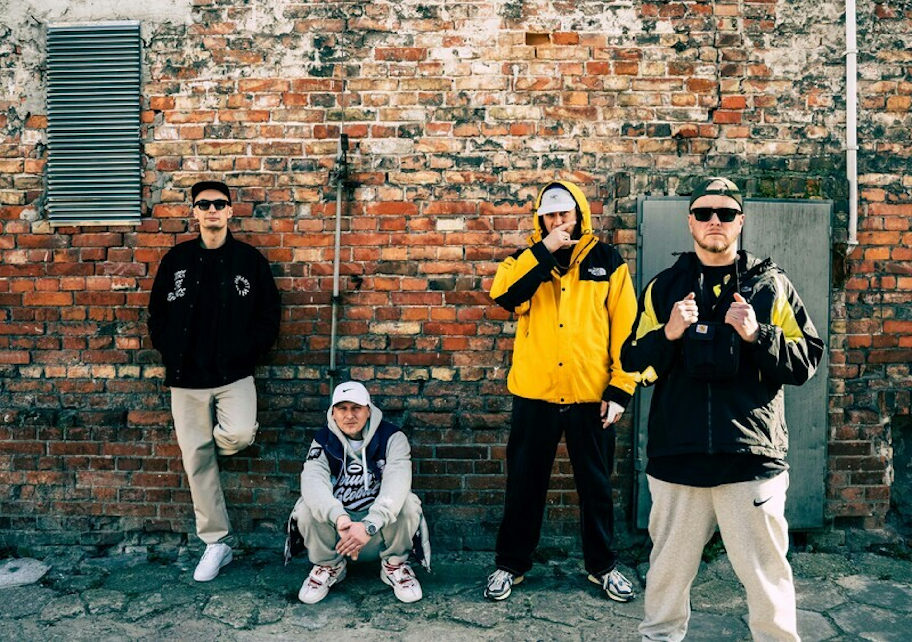 Łajzol (JWP/BC) wspomina „Klasyk”: „Było crazy. Jeden wielki melanż połączony z nagrywkami”