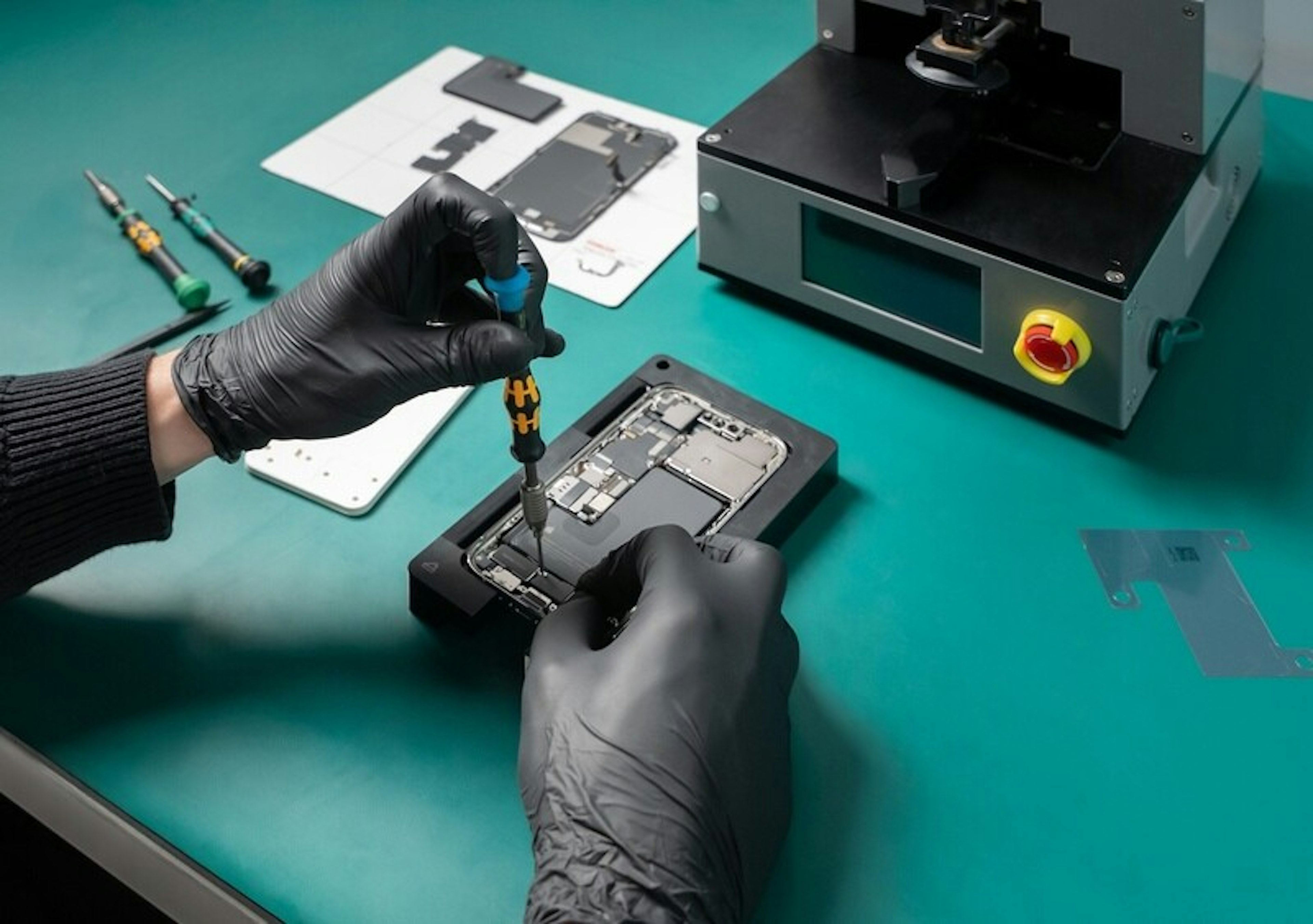 Lepszy niż używany, przystępniejszy niż nowy: iSpot znalazł jeden prosty trik na sprzęt Apple