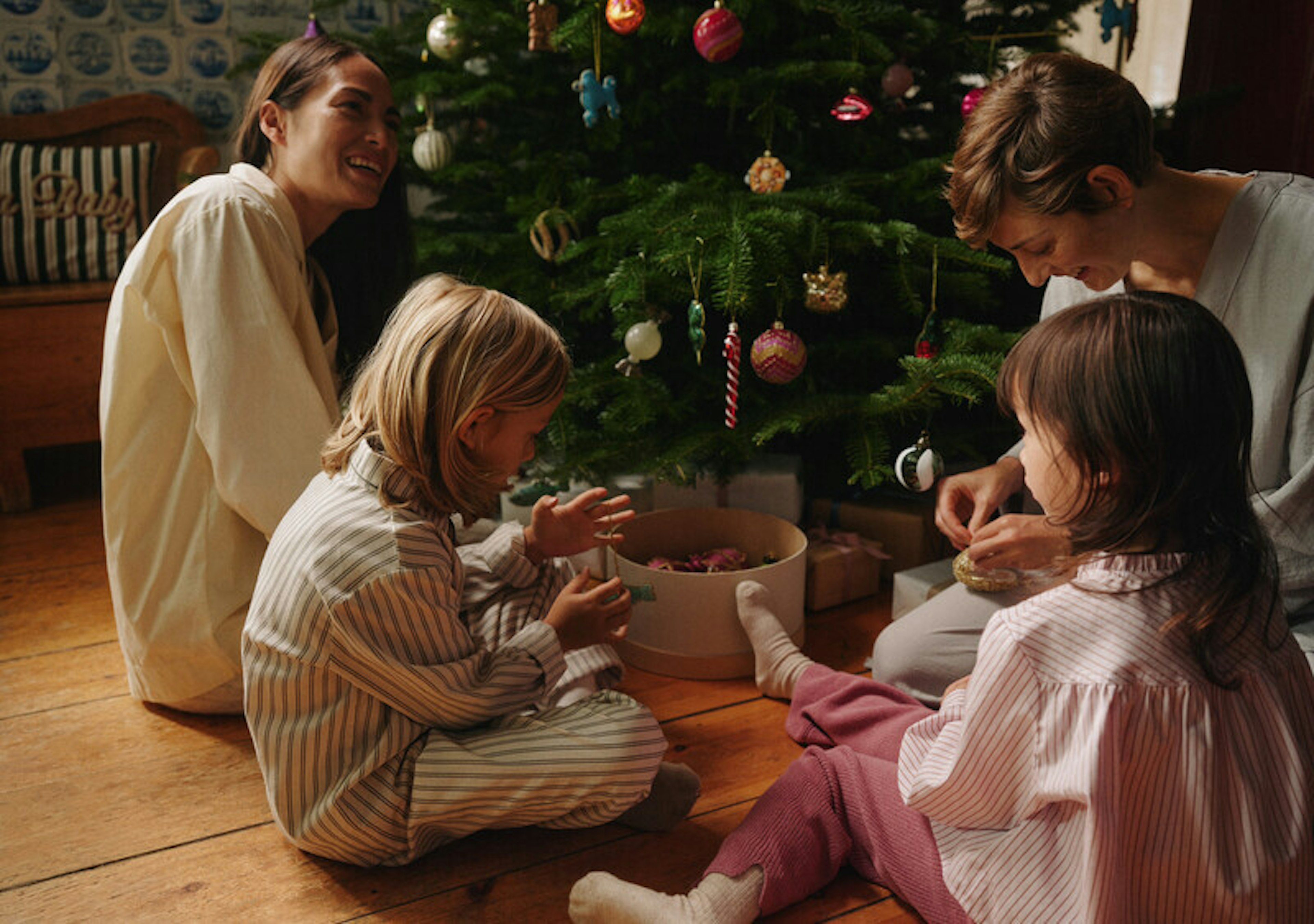 Więcej niż bombki i łańcuchy. Oto dekoracje, które budują prawdziwą świąteczną atmosferę