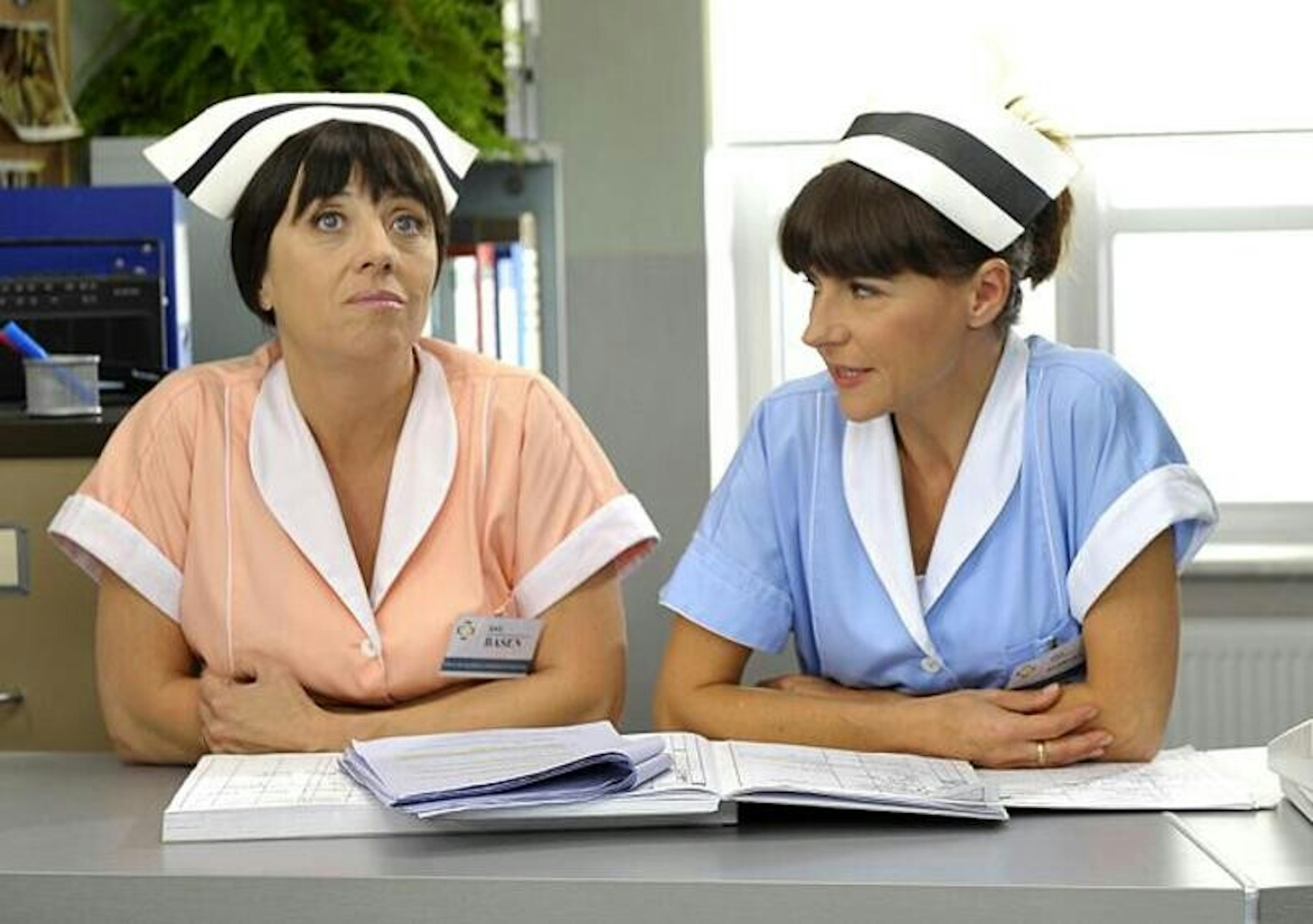 Gotowi na ciary żenady? Oto najbardziej cringe’owe polskie sitcomy wszech czasów