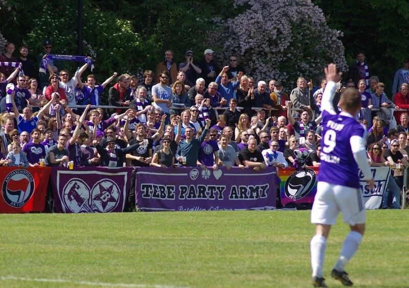 Tennis Borussia: jak „lewacki” amatorski klub piłkarski stał się wizytówką Berlina