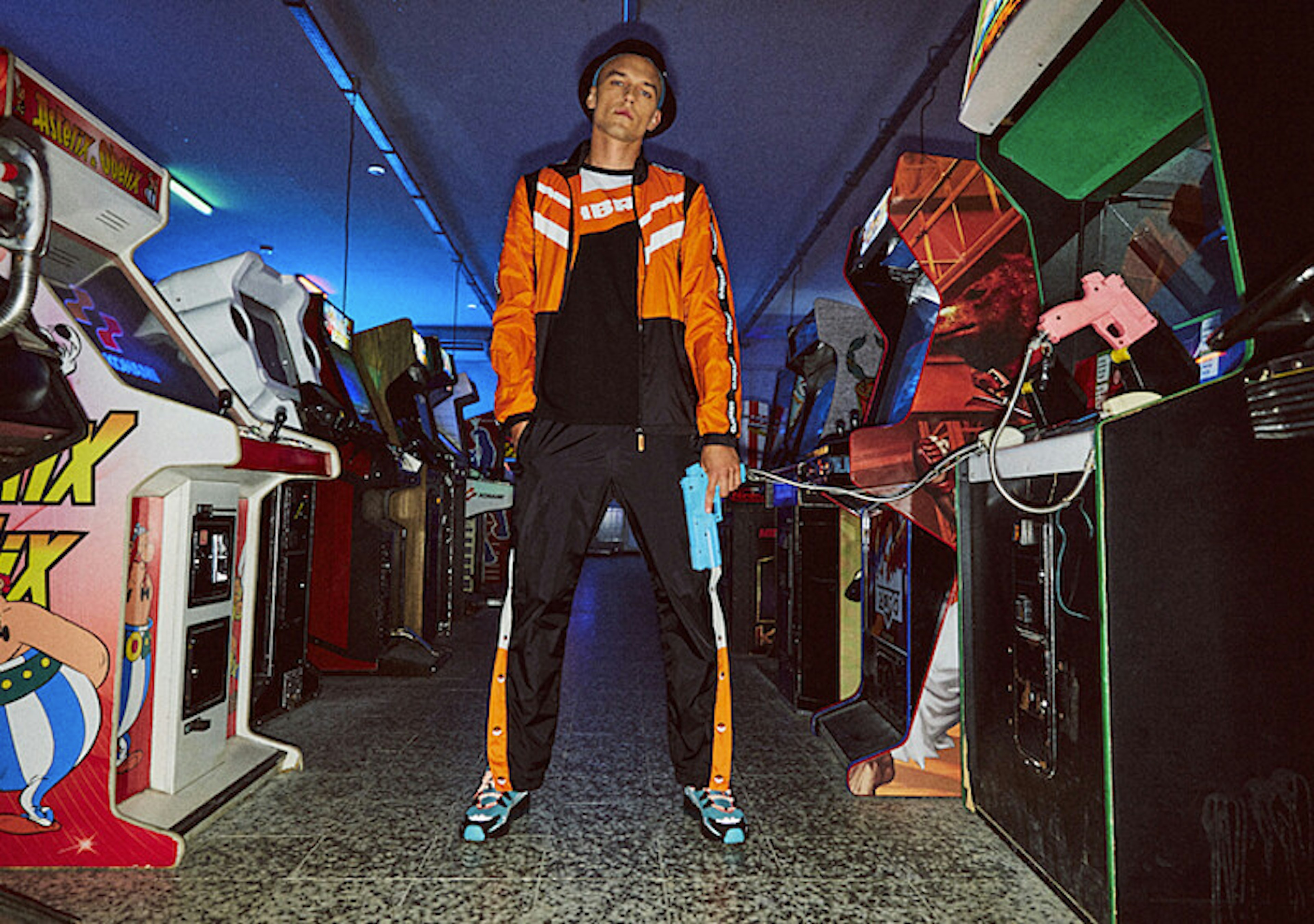 Umbro zaprasza do gry… w upgrade’owanie swojej szafy. Broń? Streetowy vintage