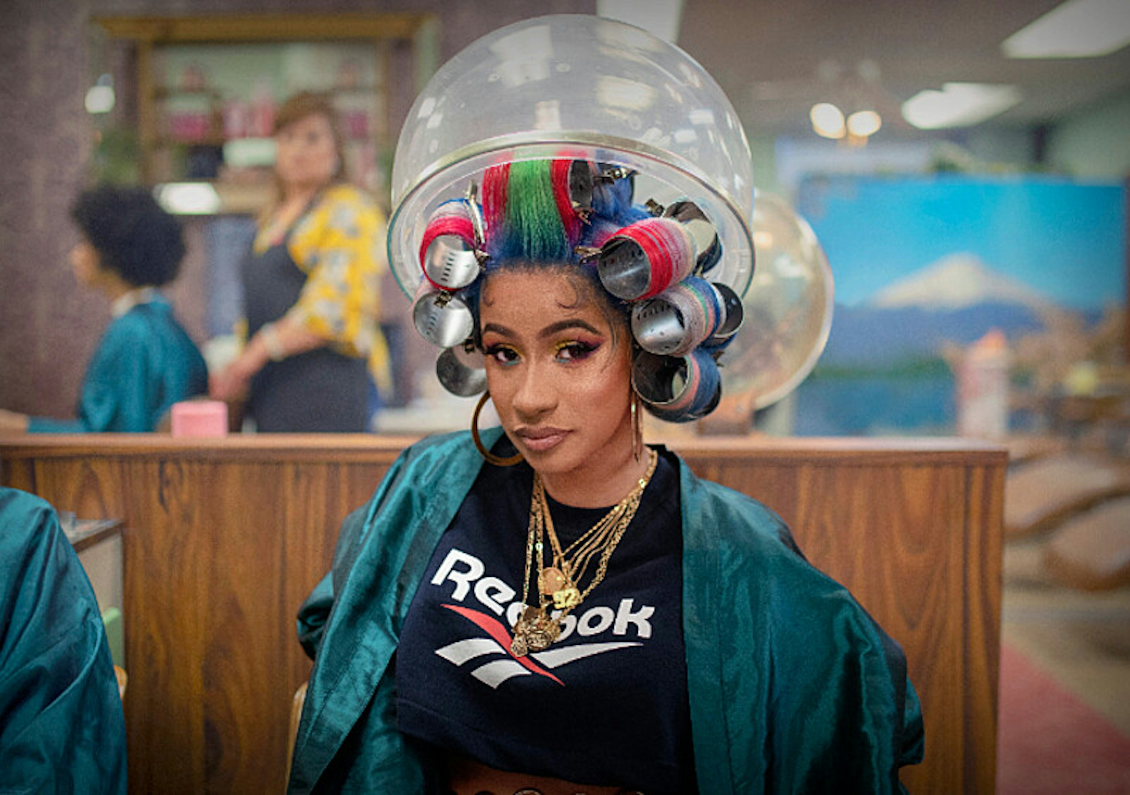 To już oficjalne: Cardi B znowu wyciąga dłoń do Reeboka