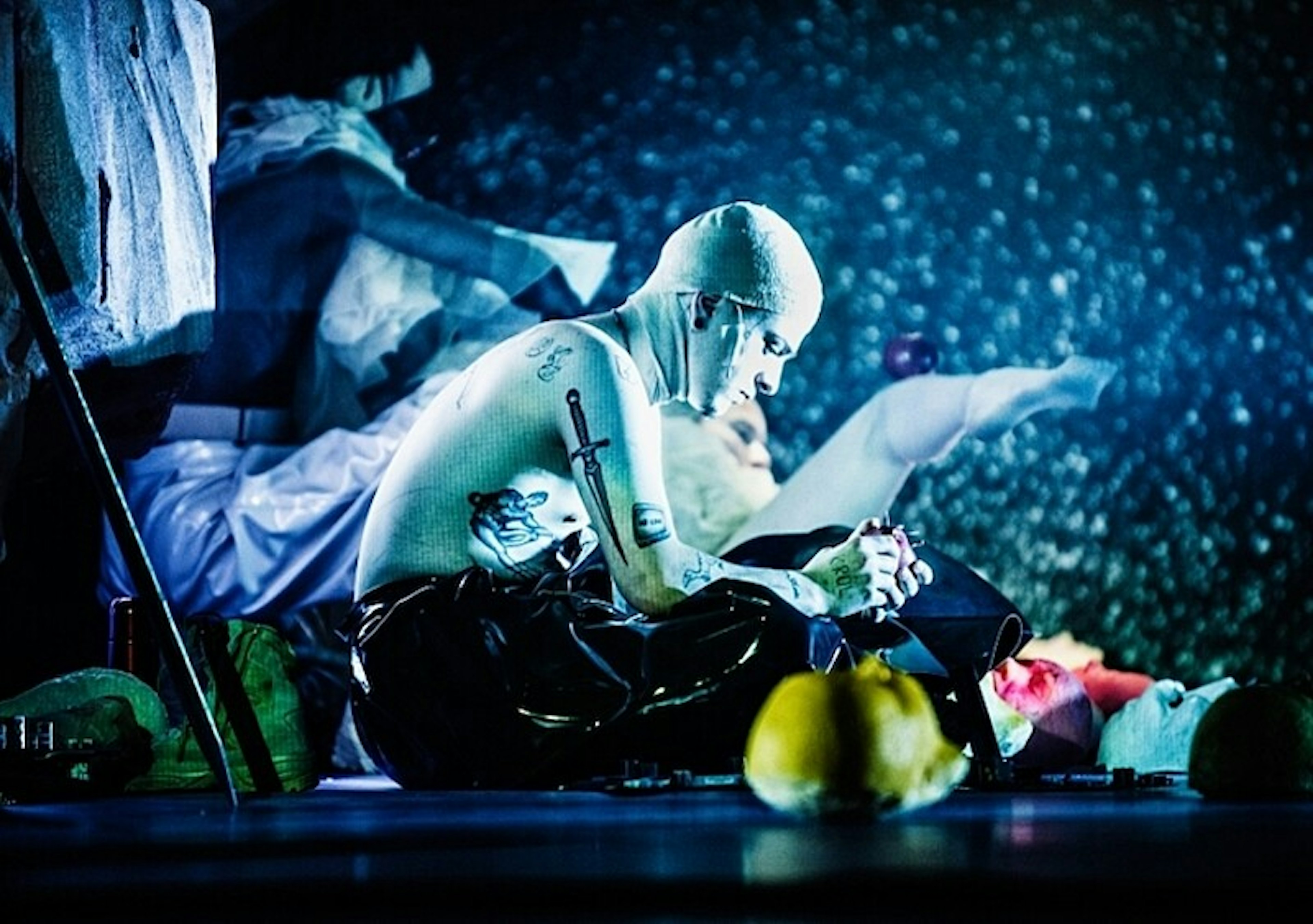 Za chwilę do sieci trafi Boska komedia wersja 2.2 - spektakl w VR, współtworzony przez Kozę i Bartusia 419